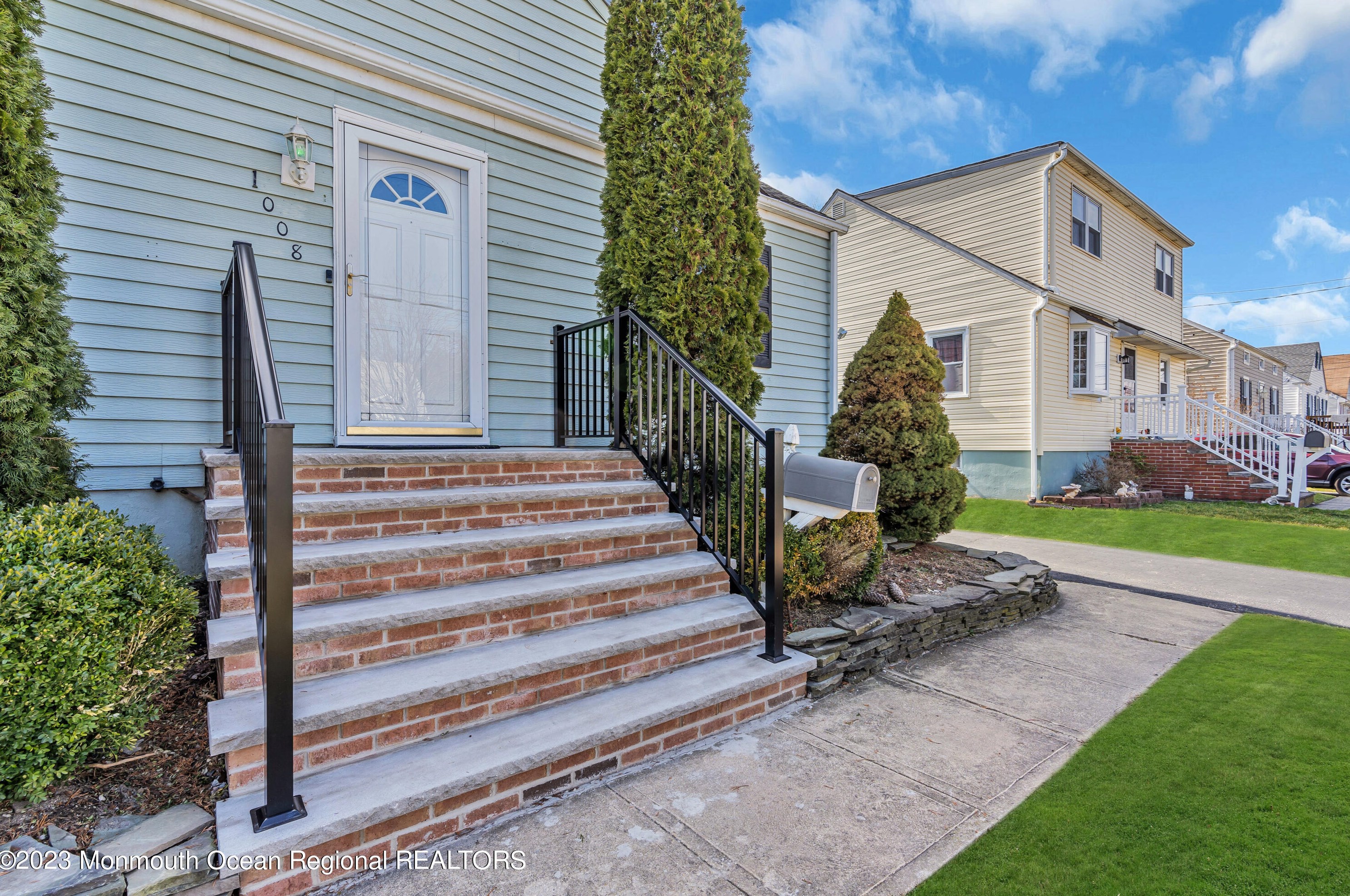 1008 Grassmere Avenue, Tinton Falls, NJ 07712