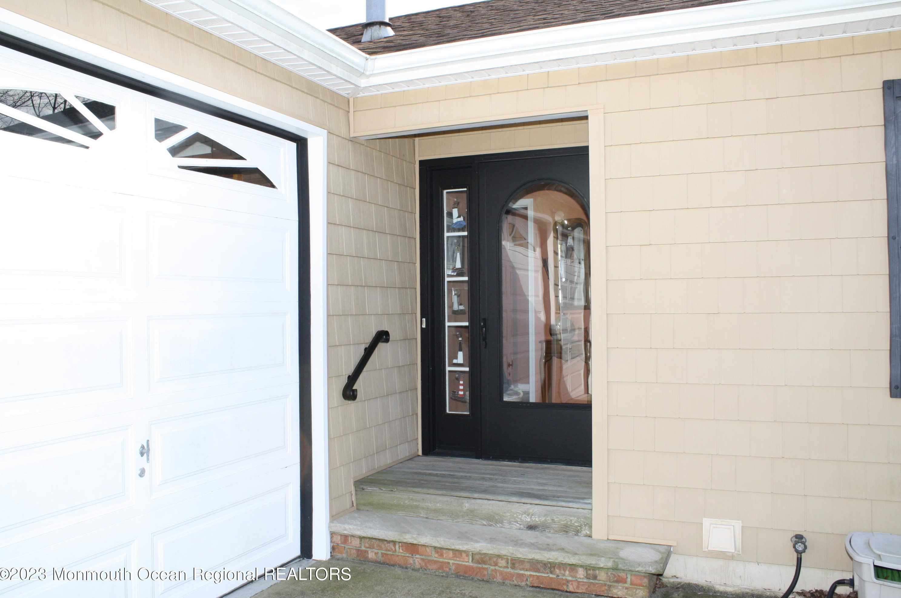 61 Yardarm Ct, Berkeley Township, NJ 08721