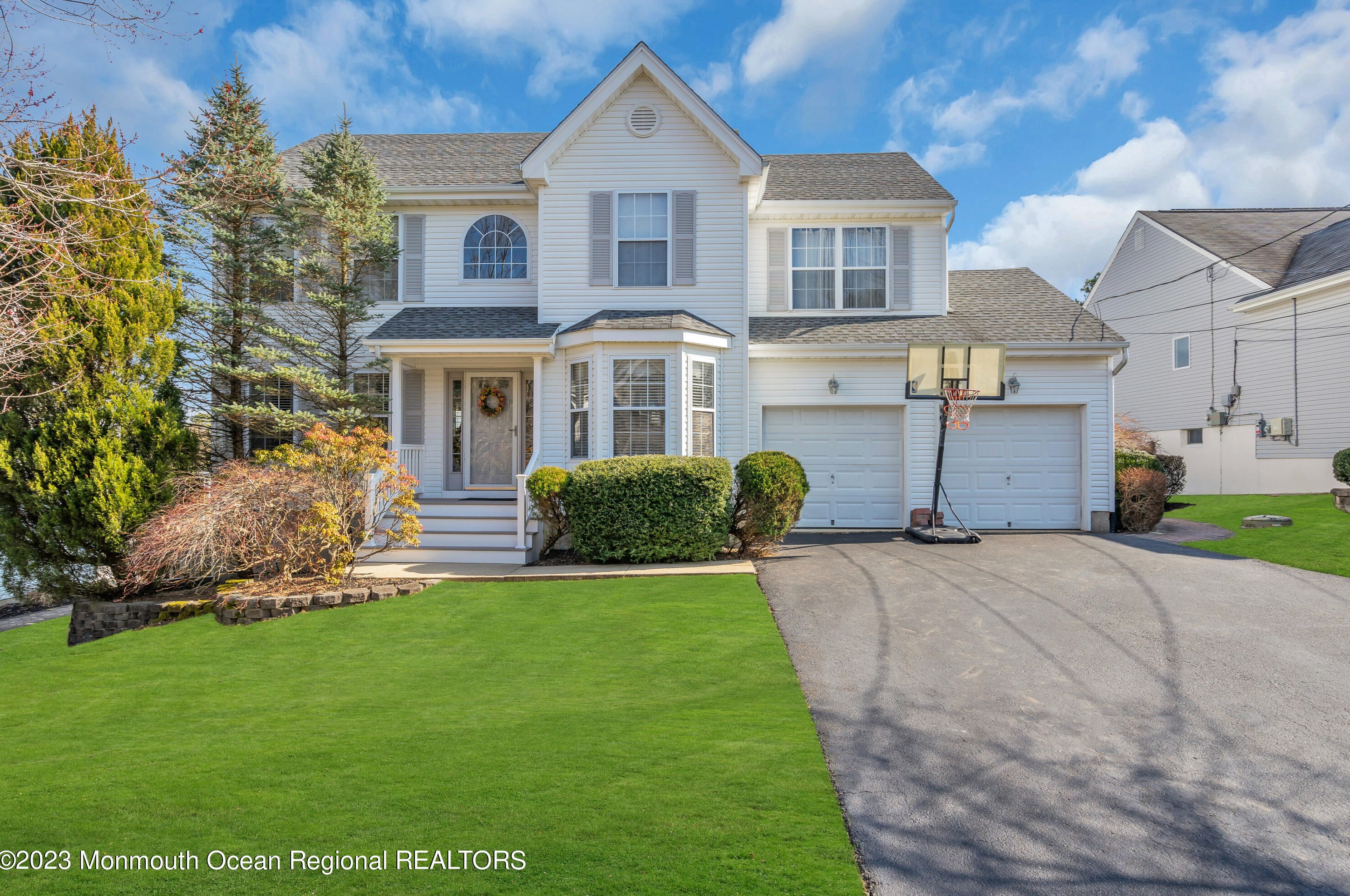 413 Yeoman Rd, Cedar Bonnet Island, NJ 08050
