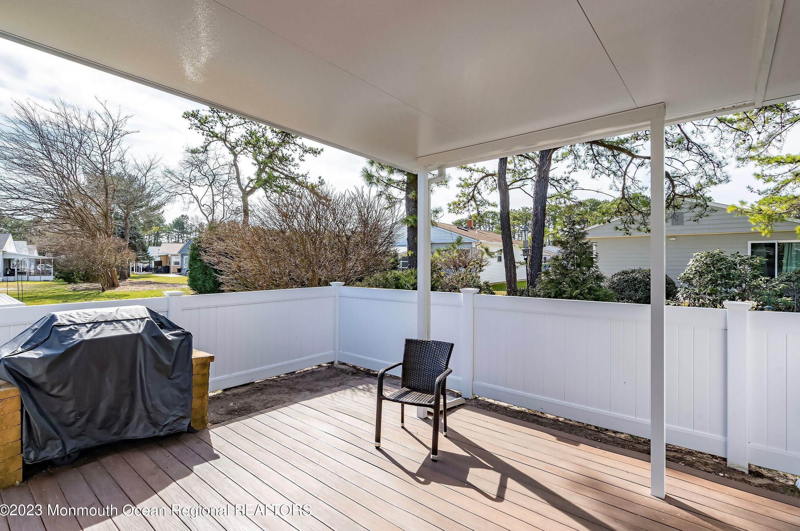 27 Lumsden St, Toms River NJ  08757-6133 exterior