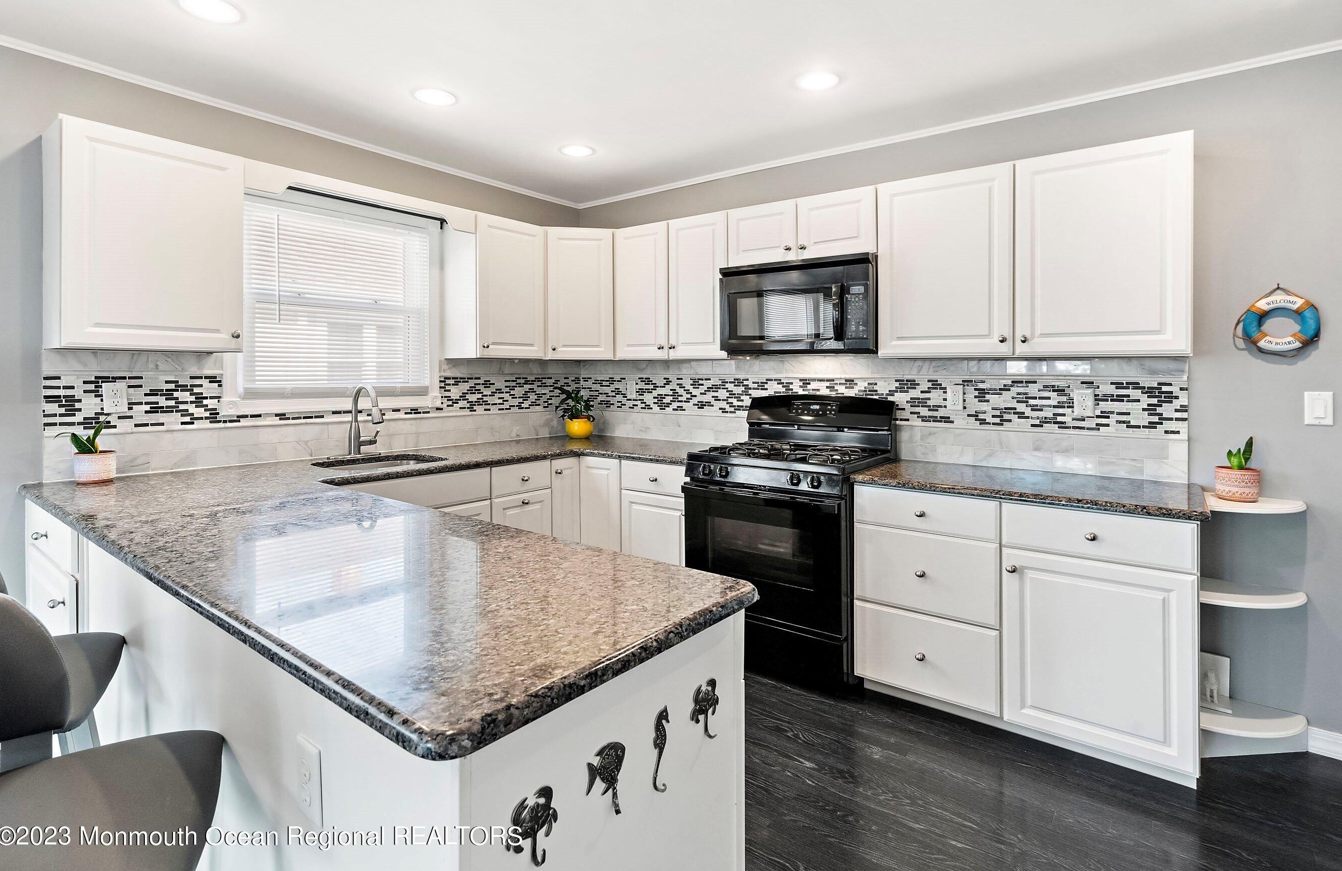 27 Lumsden St, Toms River NJ  08757-6133 exterior