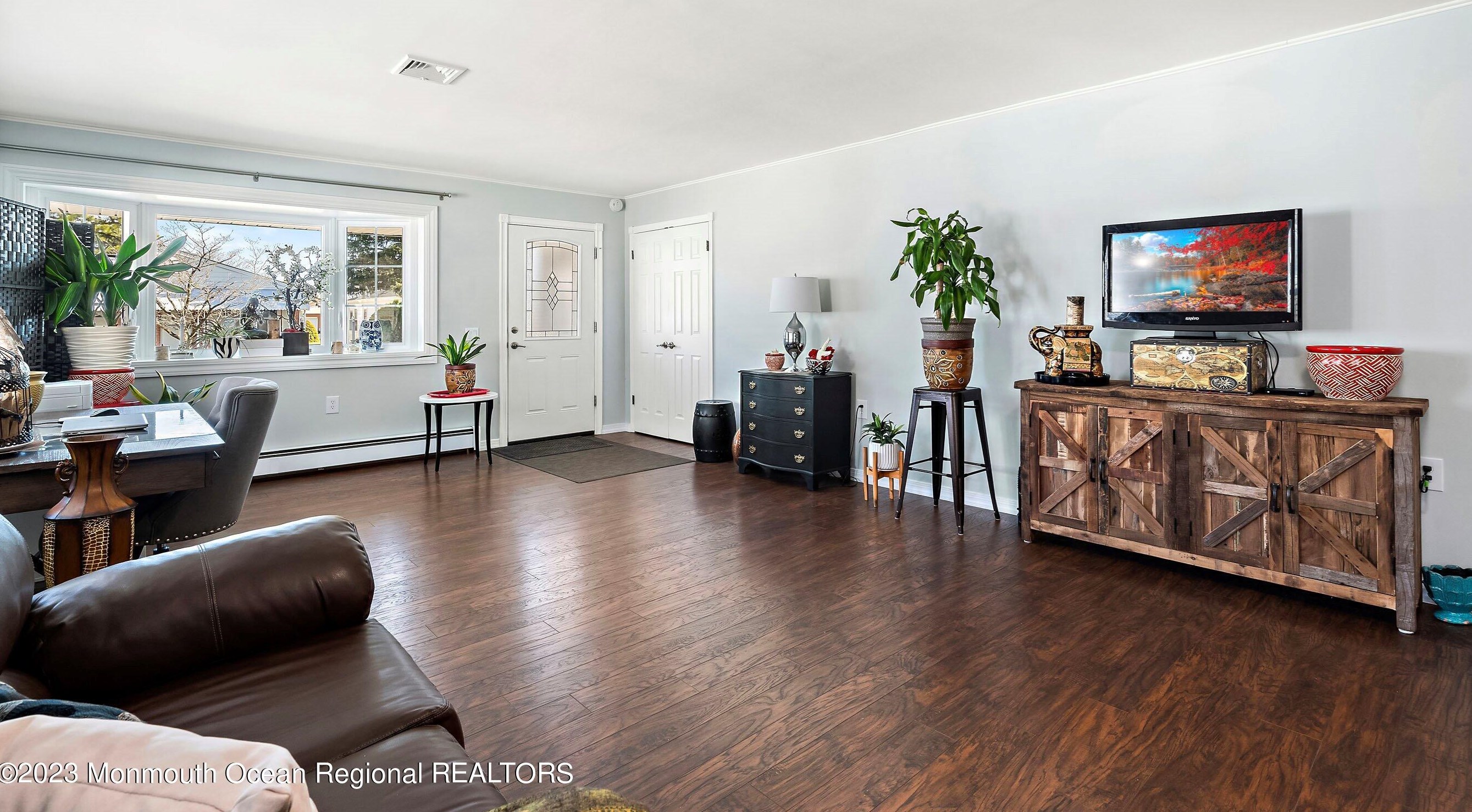 27 Lumsden St, Toms River NJ  08757-6133 exterior