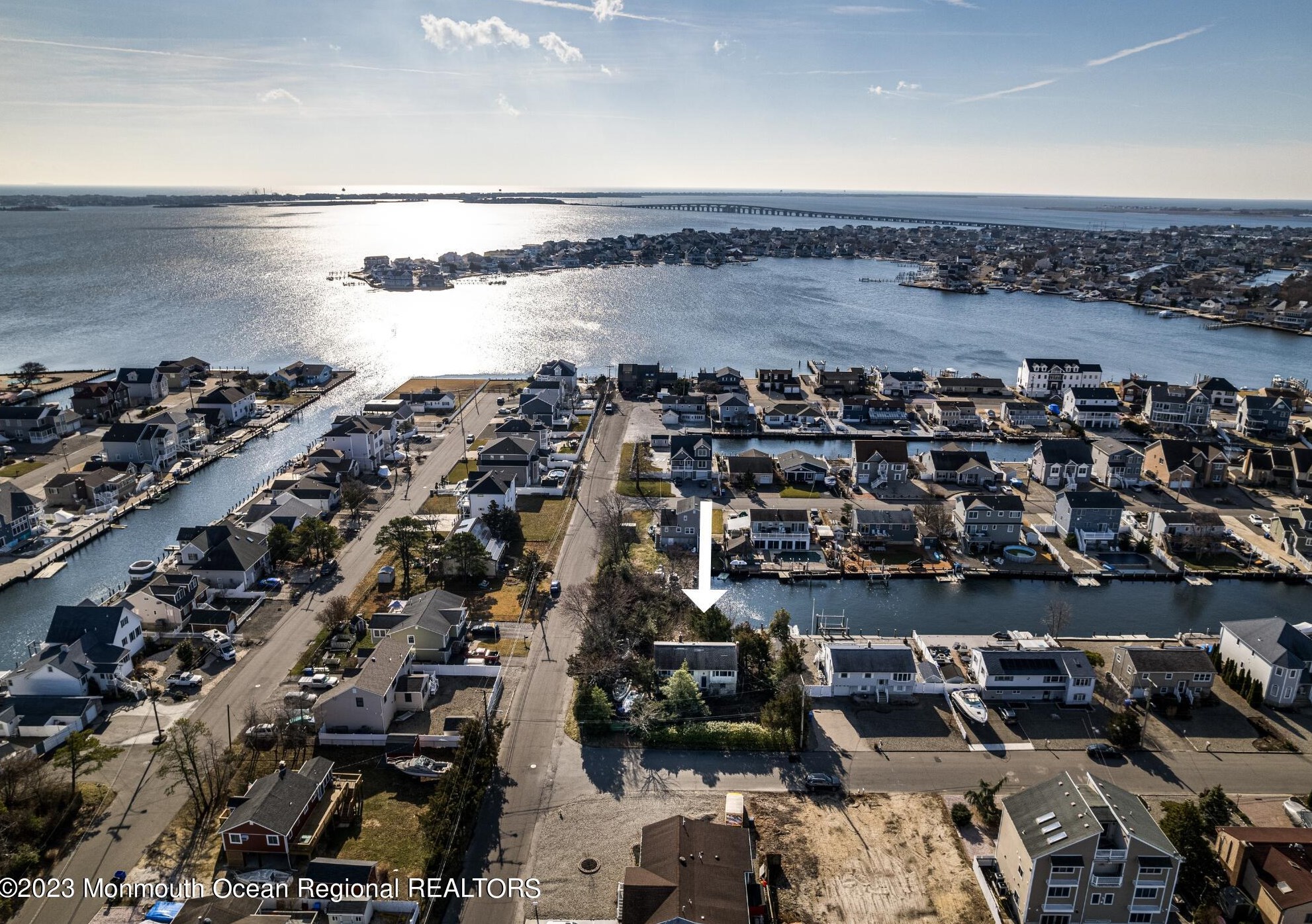 1 Cayman Ave, Toms River, NJ 08753-4716