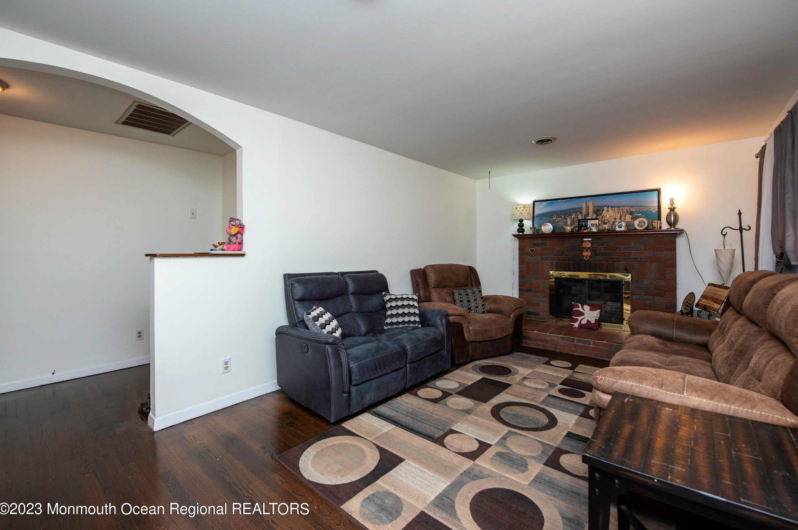 63 Dewey Ave, Colonia, NJ 07067-2014