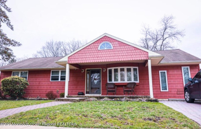 708 Hillview Dr, Wall Township, NJ 07753-2925