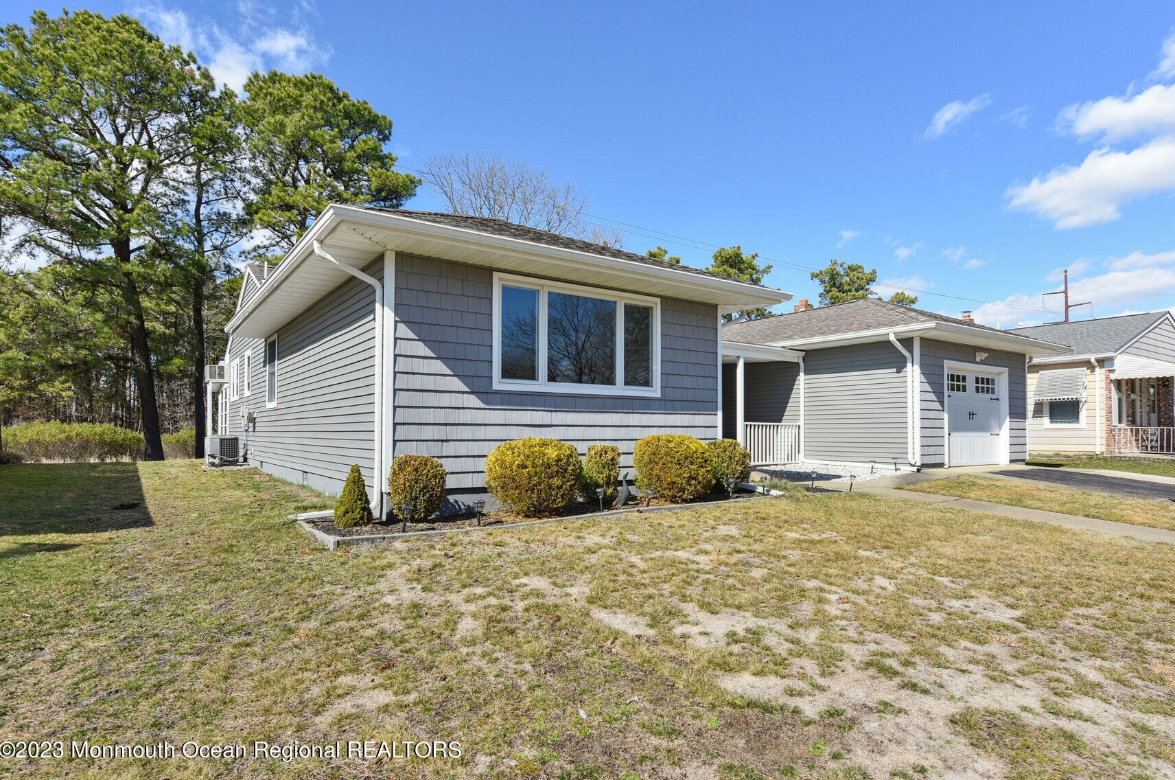 186 Torrey Pines Dr, Toms River, NJ 08757-5724