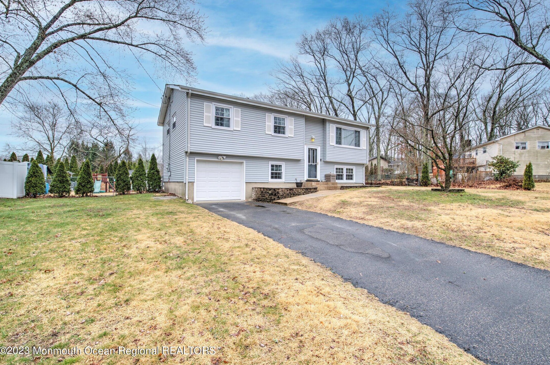 3 Dogwood Dr, Jackson Twp, NJ 08527