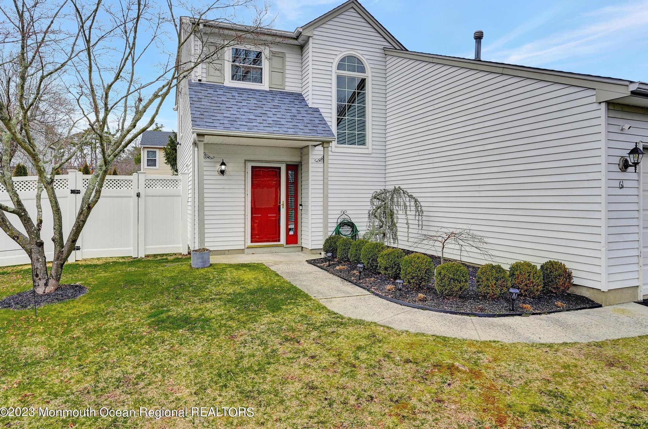 61 Heritage Dr, Wall Township, NJ 07731