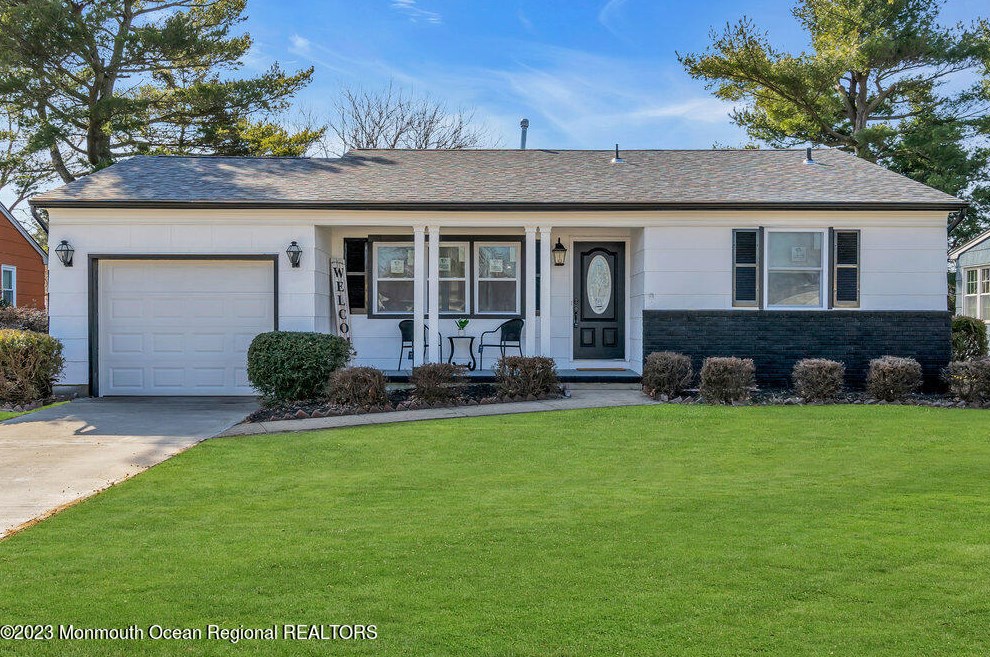 11 Eton Rd, Toms River, NJ 08757-4446