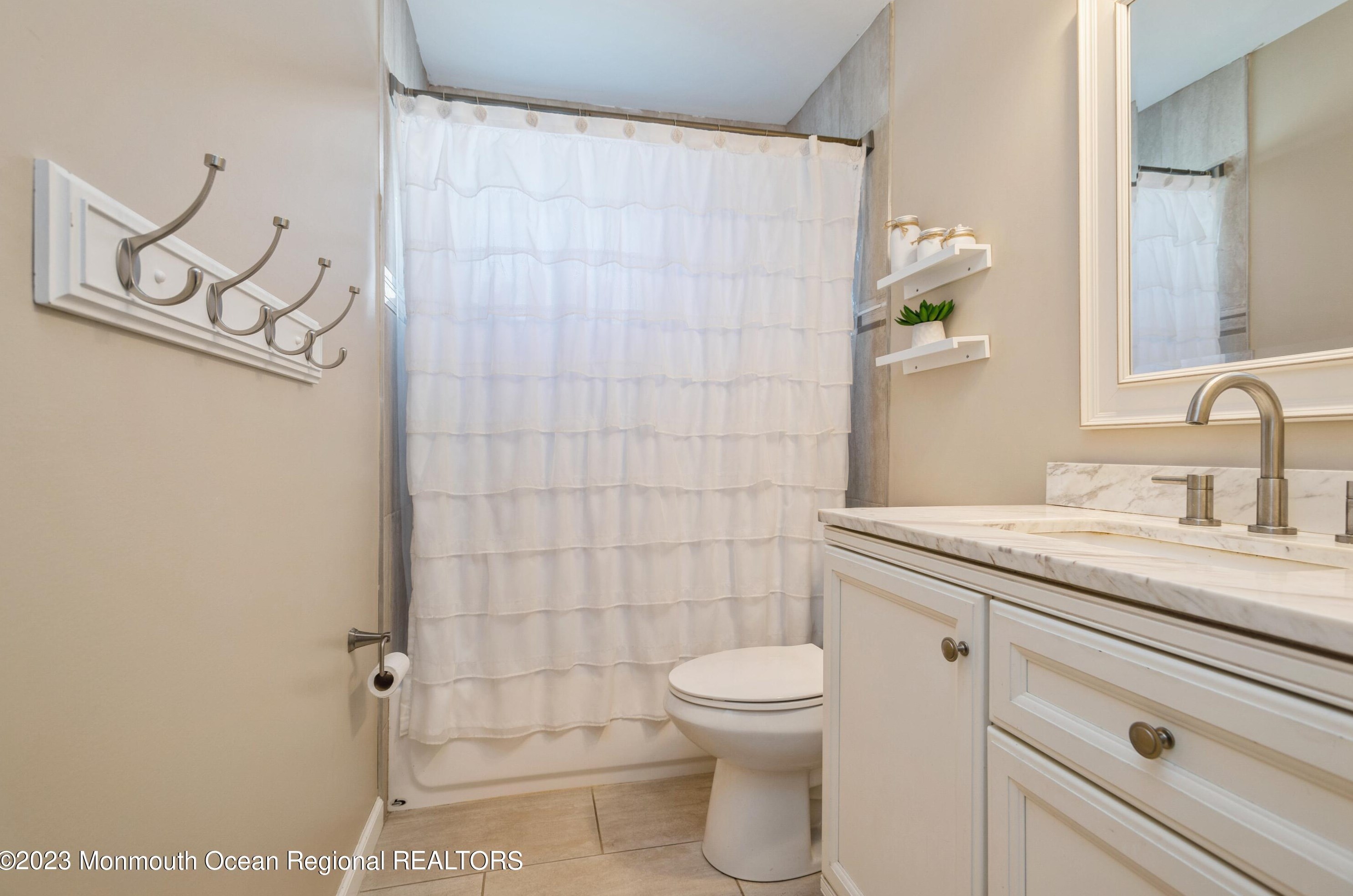 230 Aldo Dr, Toms River NJ  08753-2355 exterior
