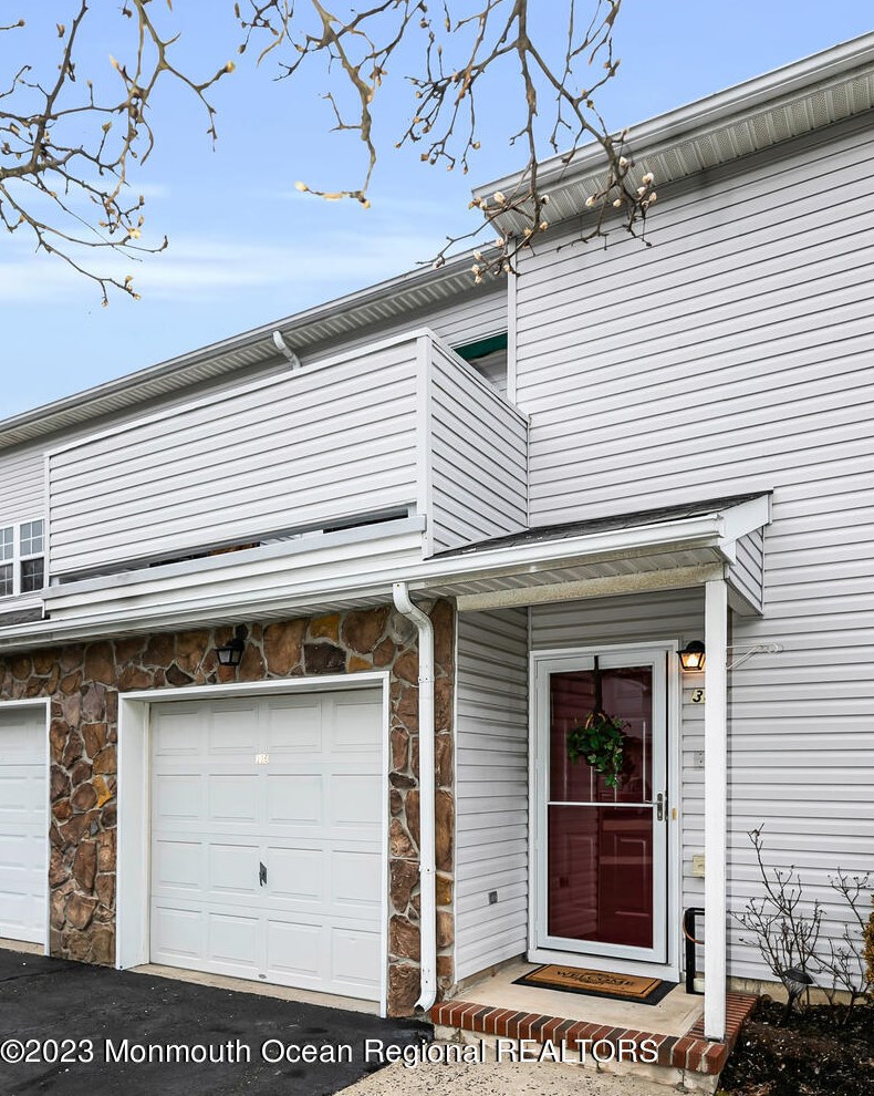 336 Volley Ct, Belmar, NJ 07719