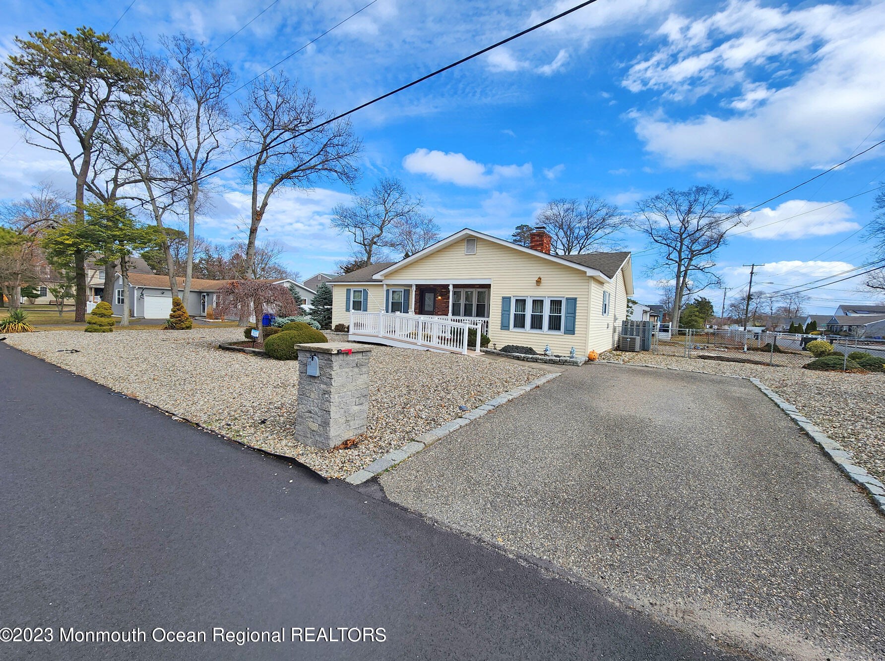 83 11th St, Toms River, NJ 08753-2347