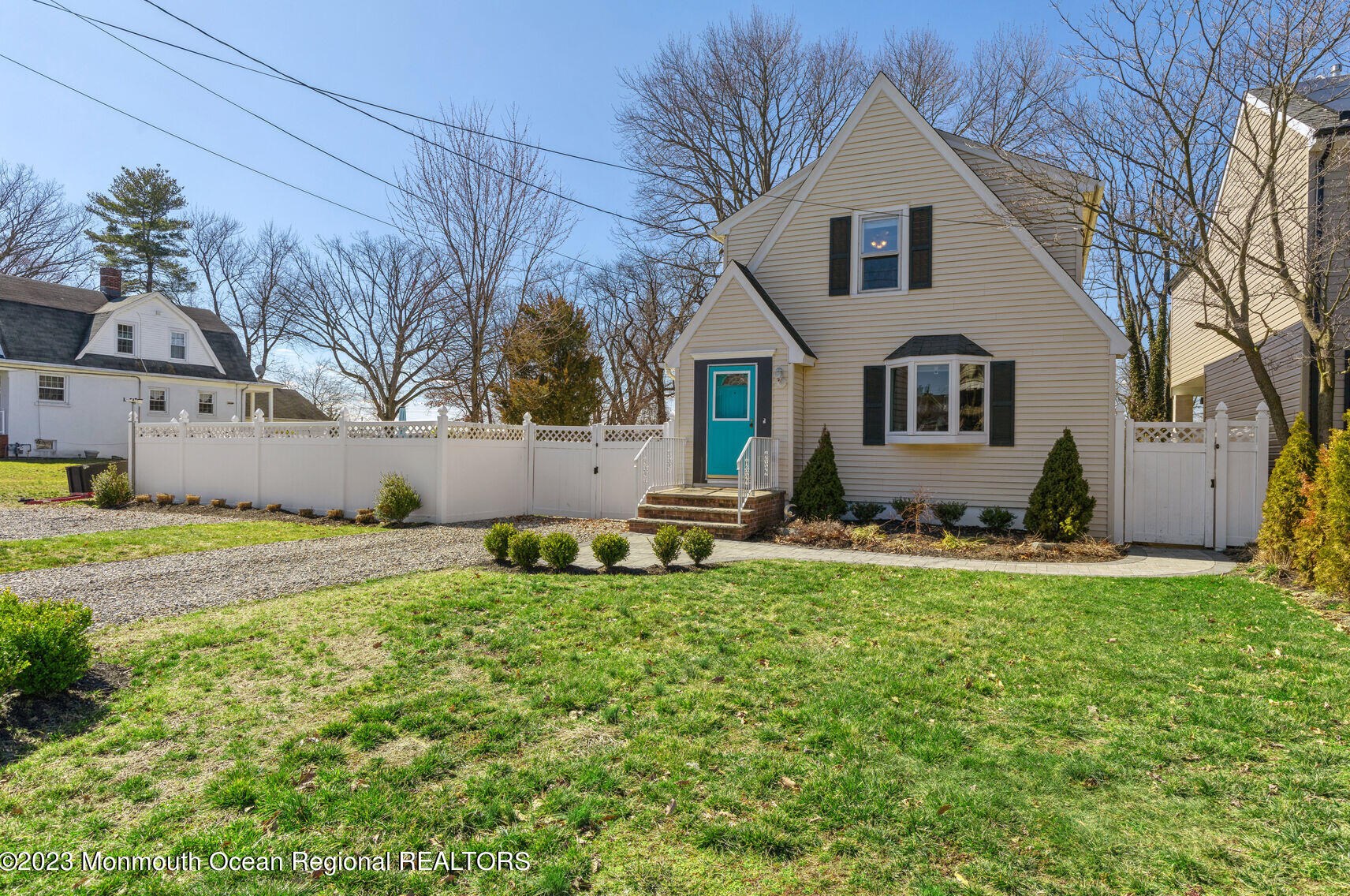 146 Therese Ave, Keyport, NJ 07735-1058