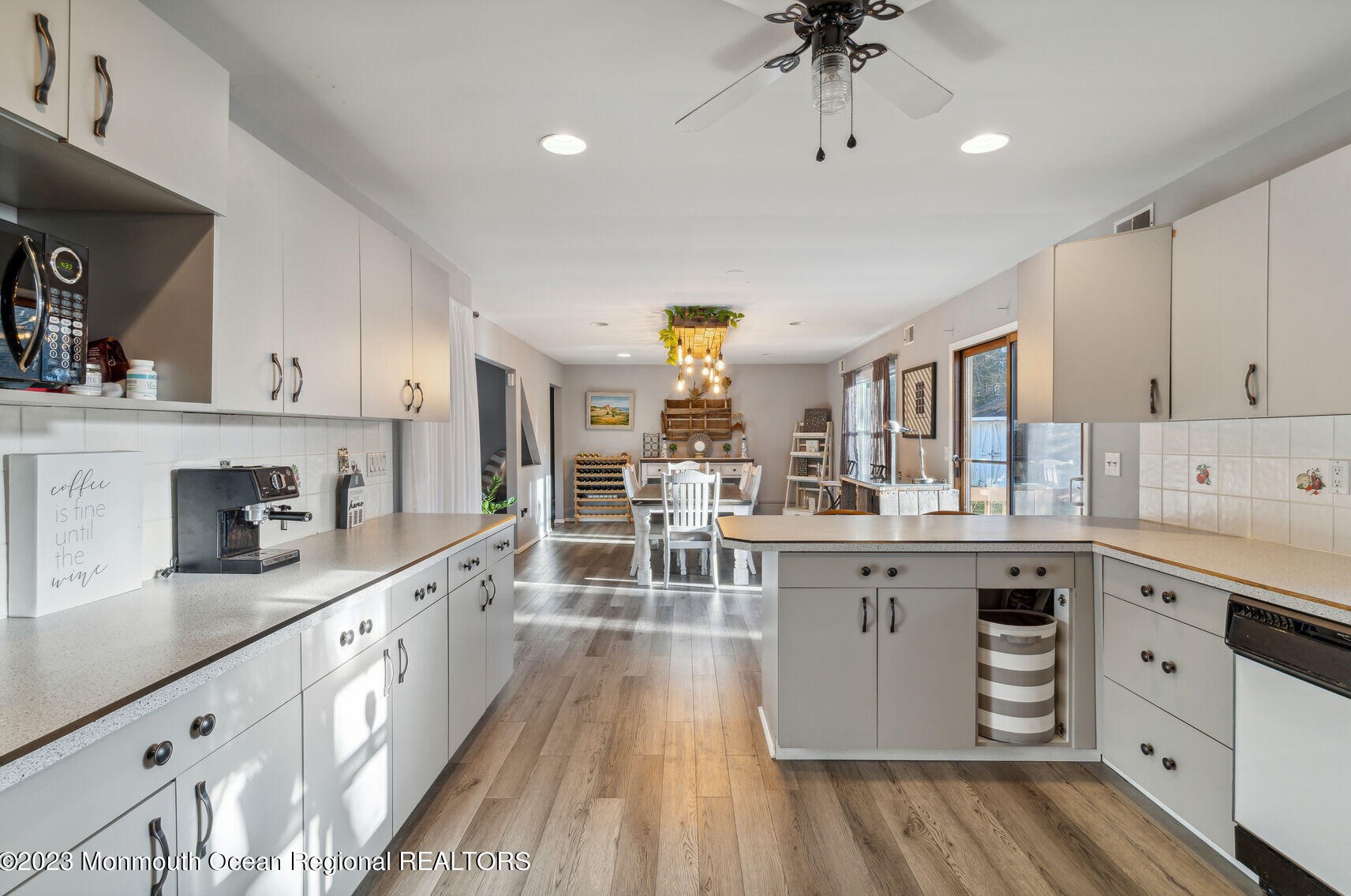 710 Mccormick Dr, Toms River NJ  08753-4338 exterior