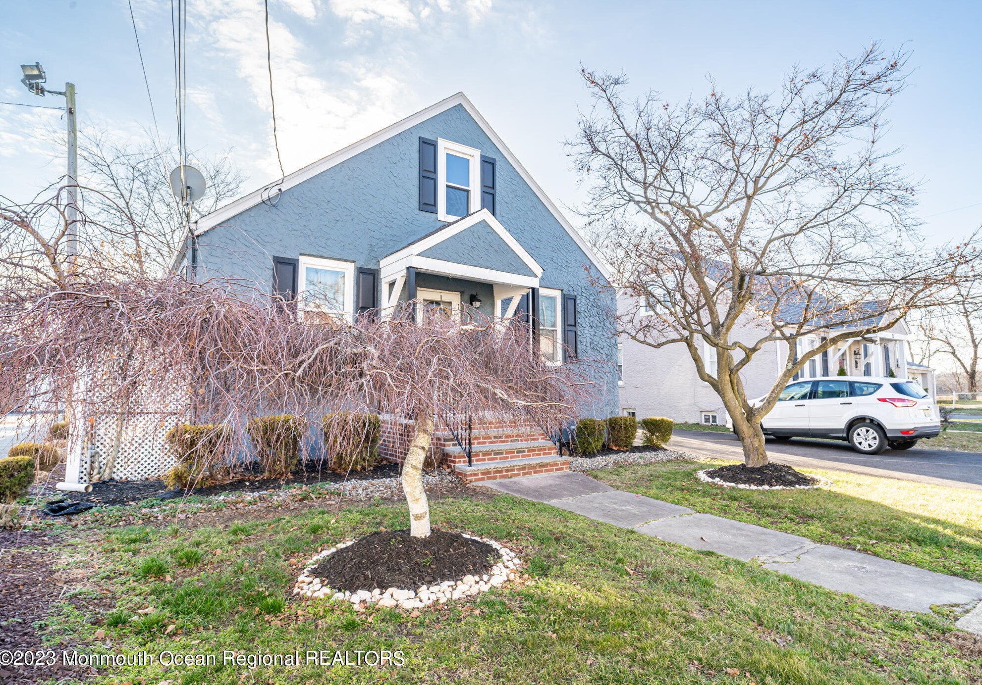 19 Orchard St, Keyport, NJ 07735-1124
