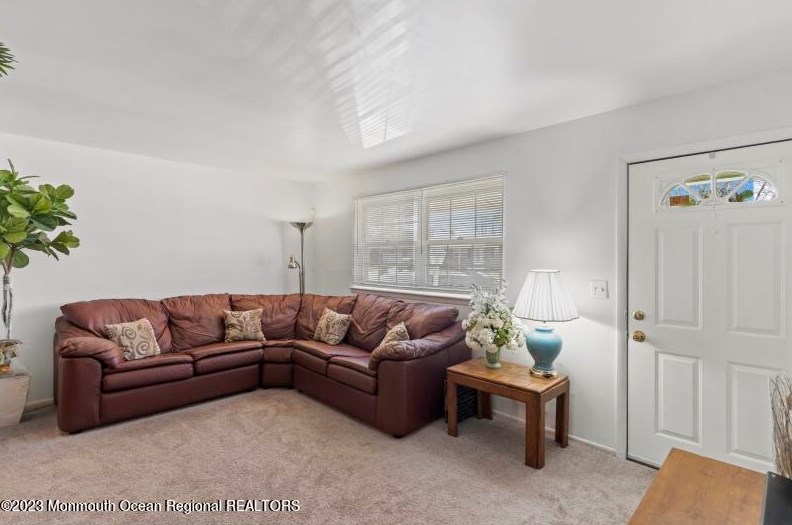 12 Patricia Dr, Wall Township, NJ 07753-2728