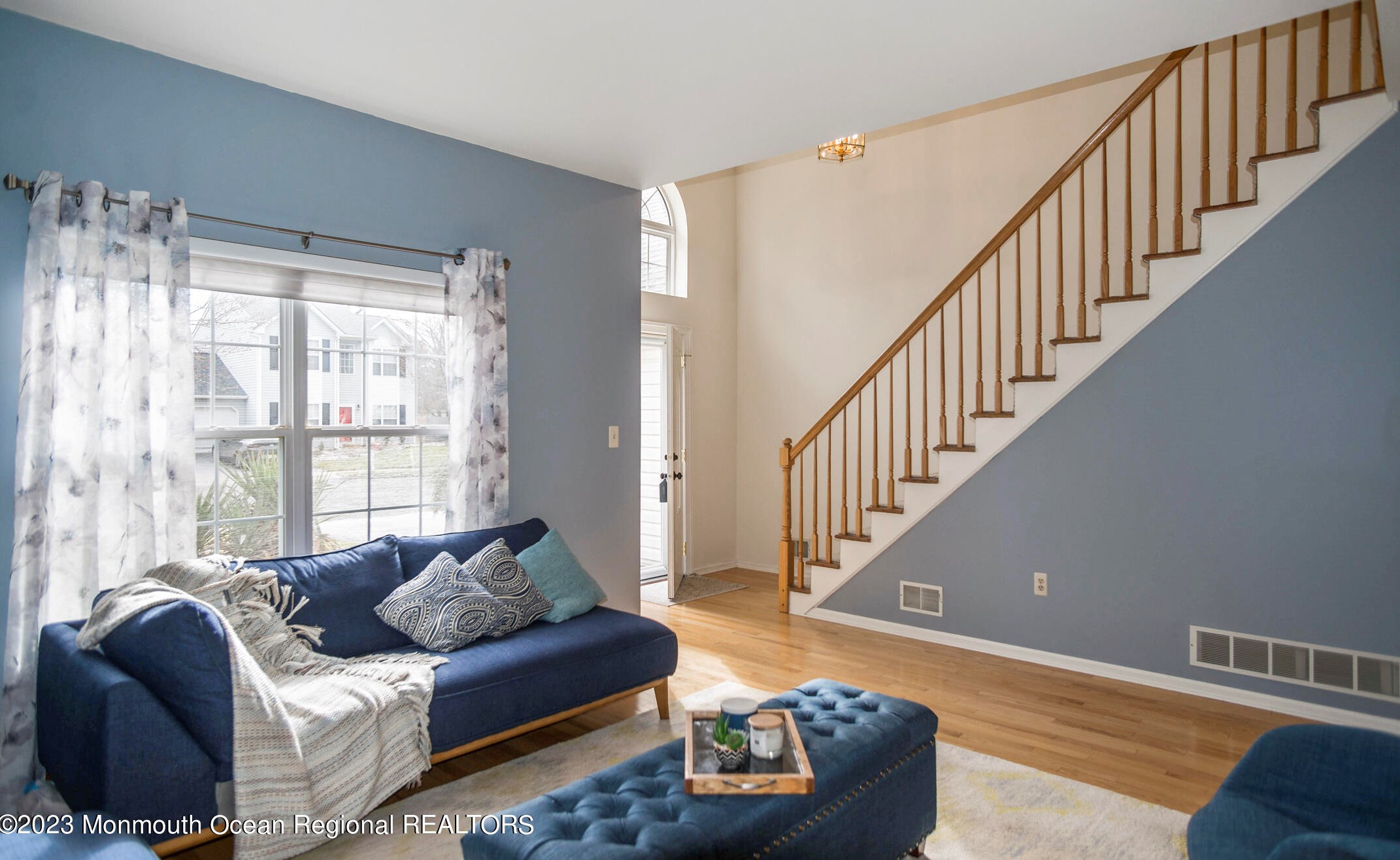 104 Nutmeg Rd, Matawan NJ  07747-1364 exterior