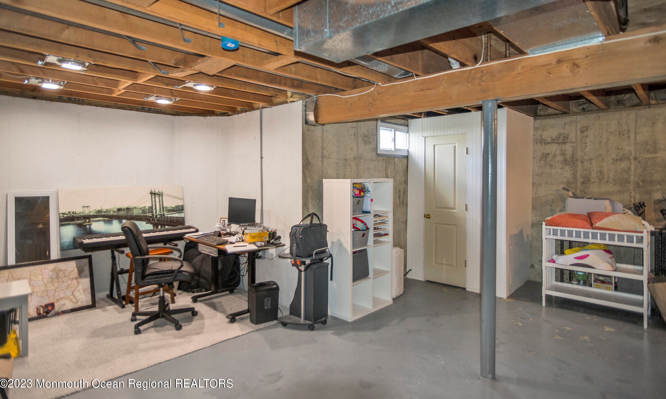 104 Nutmeg Rd, Matawan NJ  07747-1364 exterior