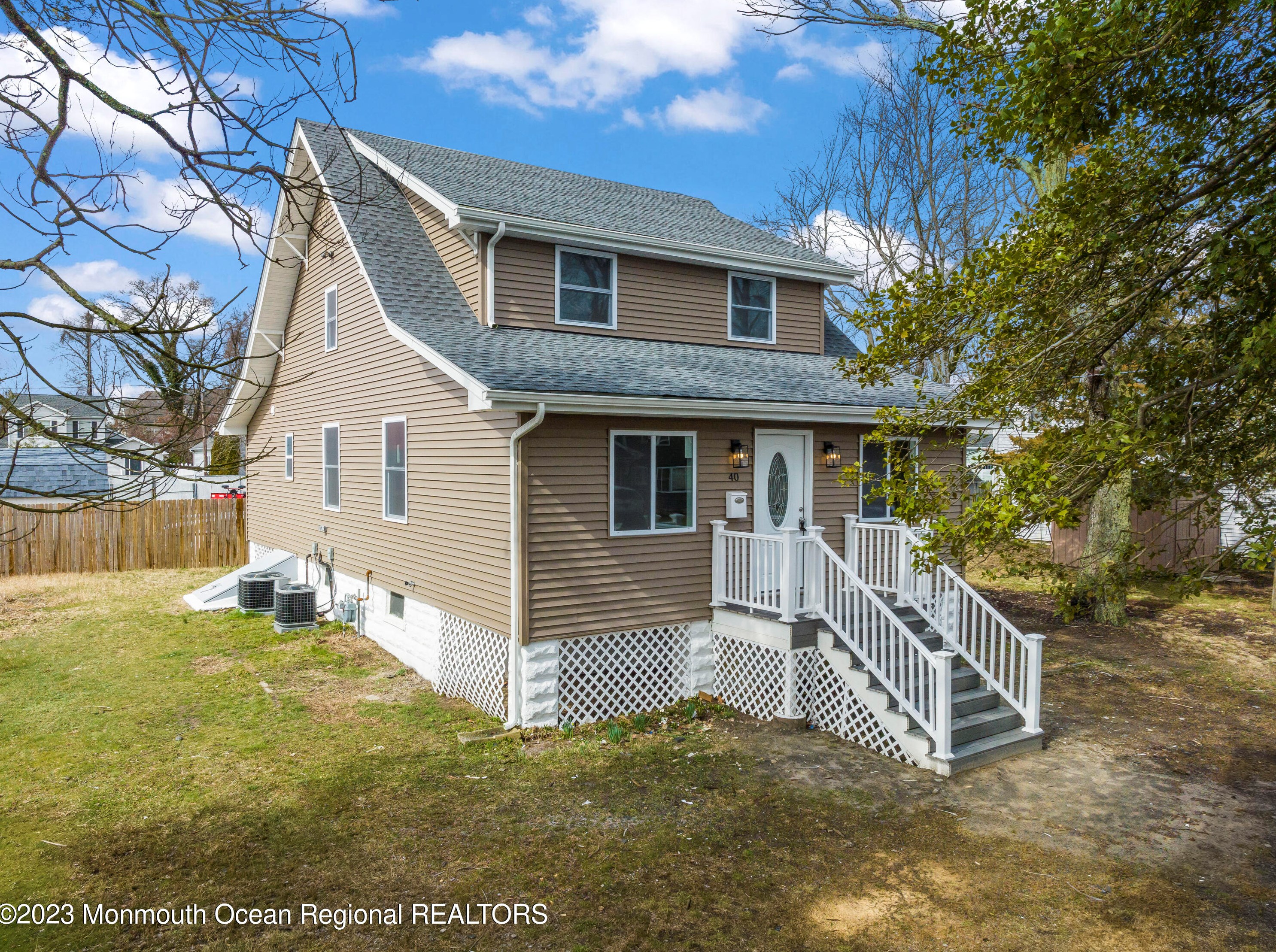 40 Vineyard Ave, Middletown, NJ 07748