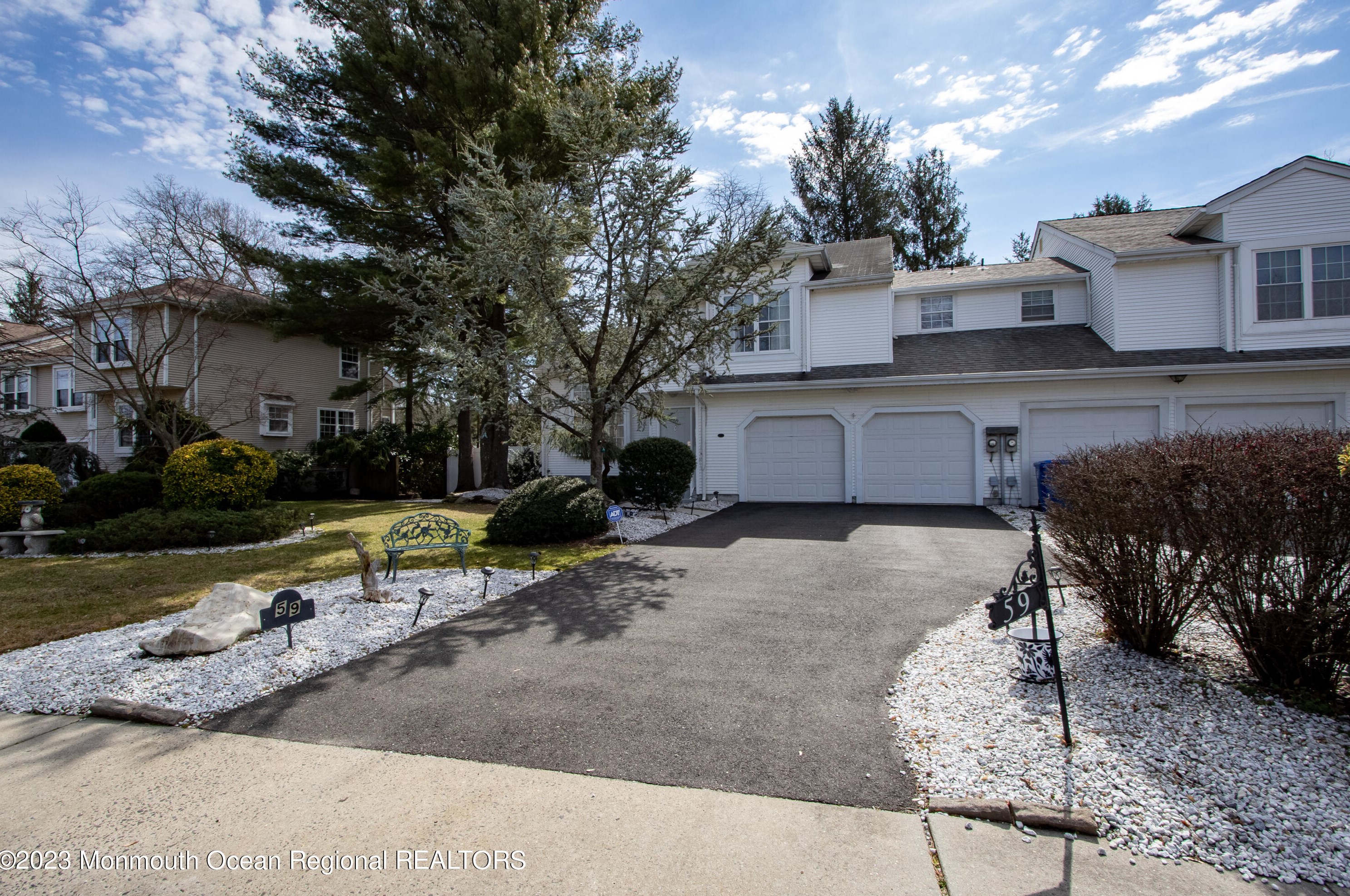 59 Bonnie Dr, Middletown, NJ 07748