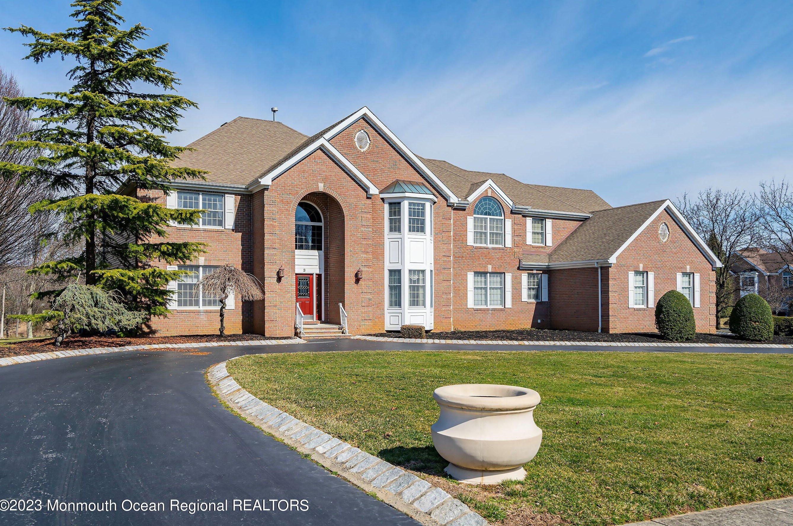 3 Hastings Rd, Holmdel Village, NJ 07733