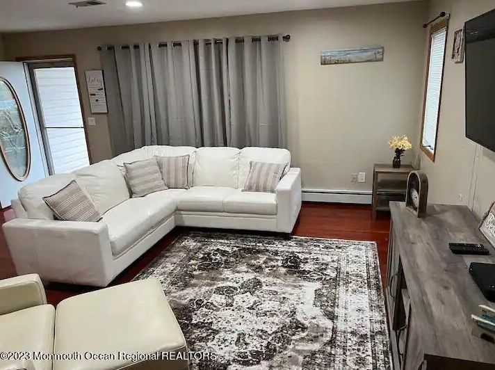 106 Trinidad Ave, Pelican Island, NJ 08751