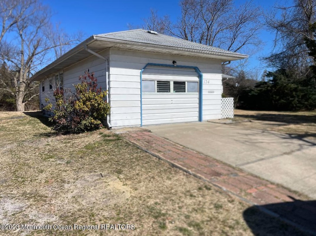 134 Charlotteville Dr S, Toms River, NJ 08757