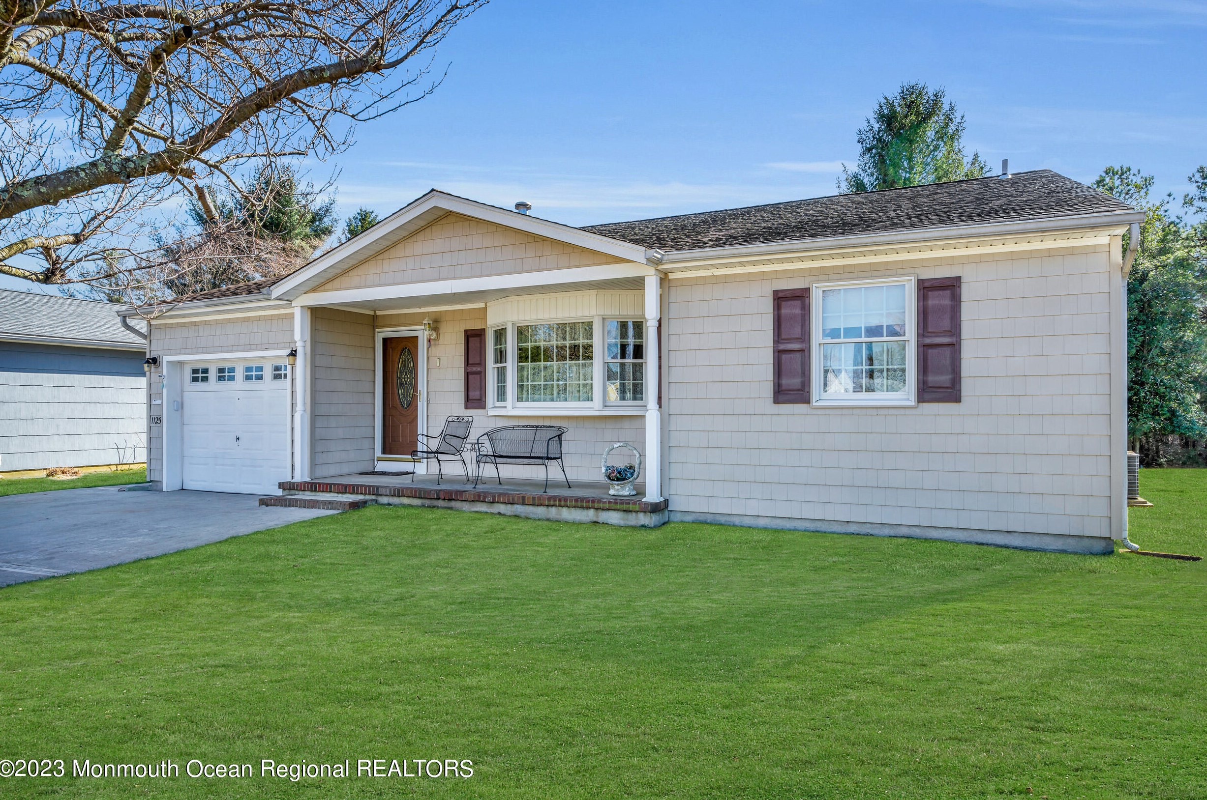 1125 Edgebrook Dr, Toms River, NJ 08757-4412