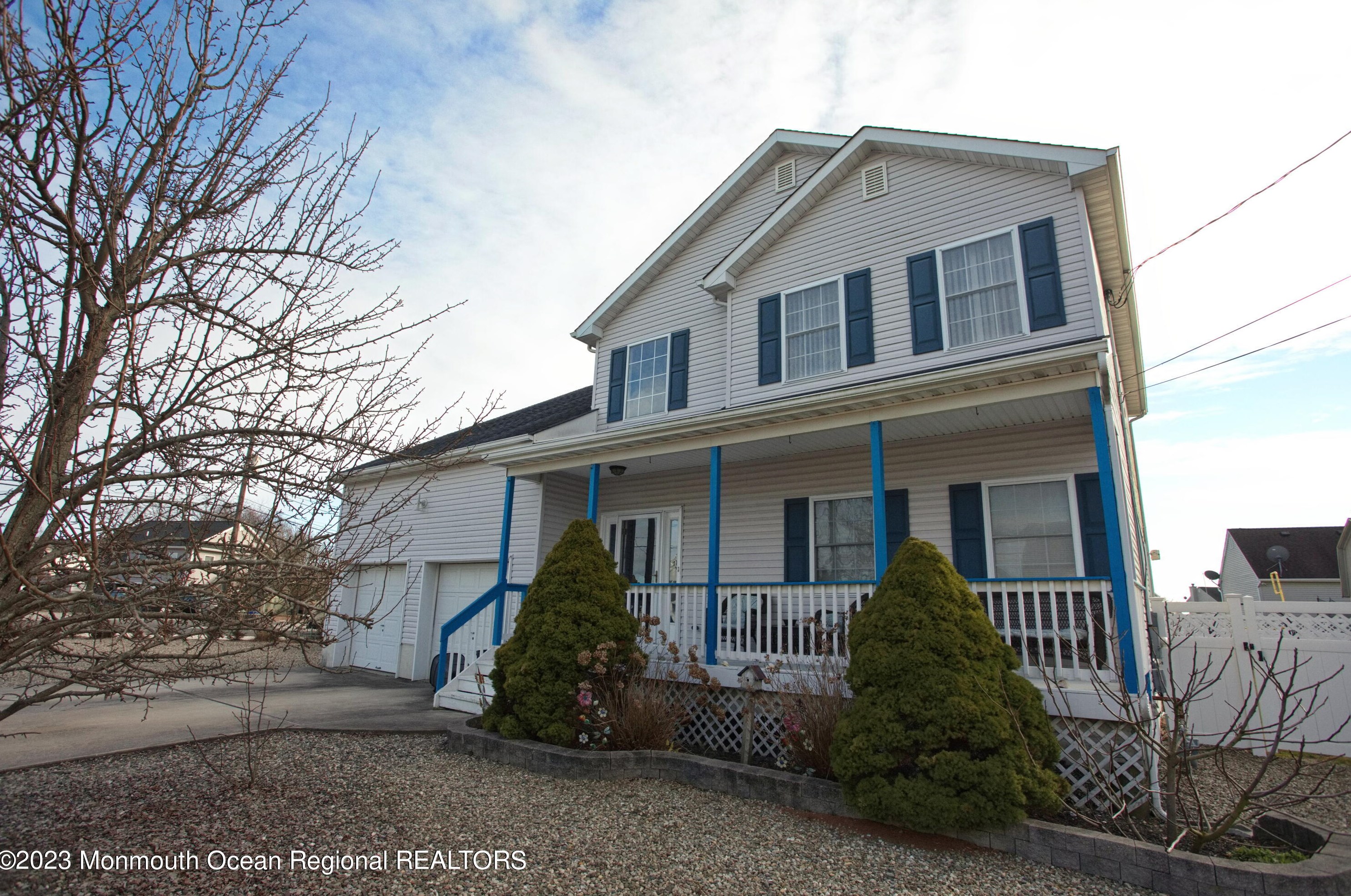 1507 Tamiami Rd, Lacey, NJ 08731-5040