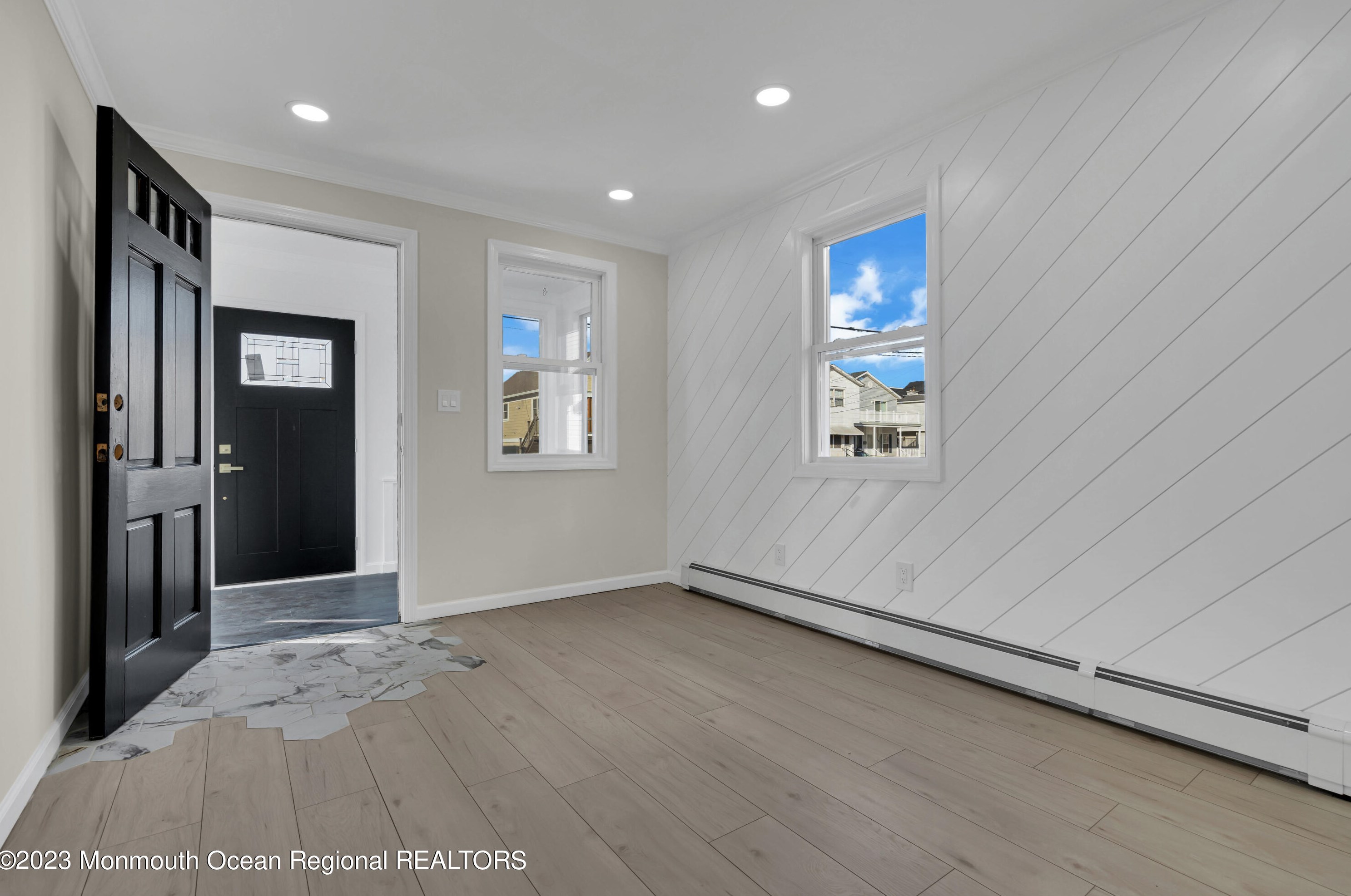 233 Sheridan Ave, Pelican Island, NJ 08751
