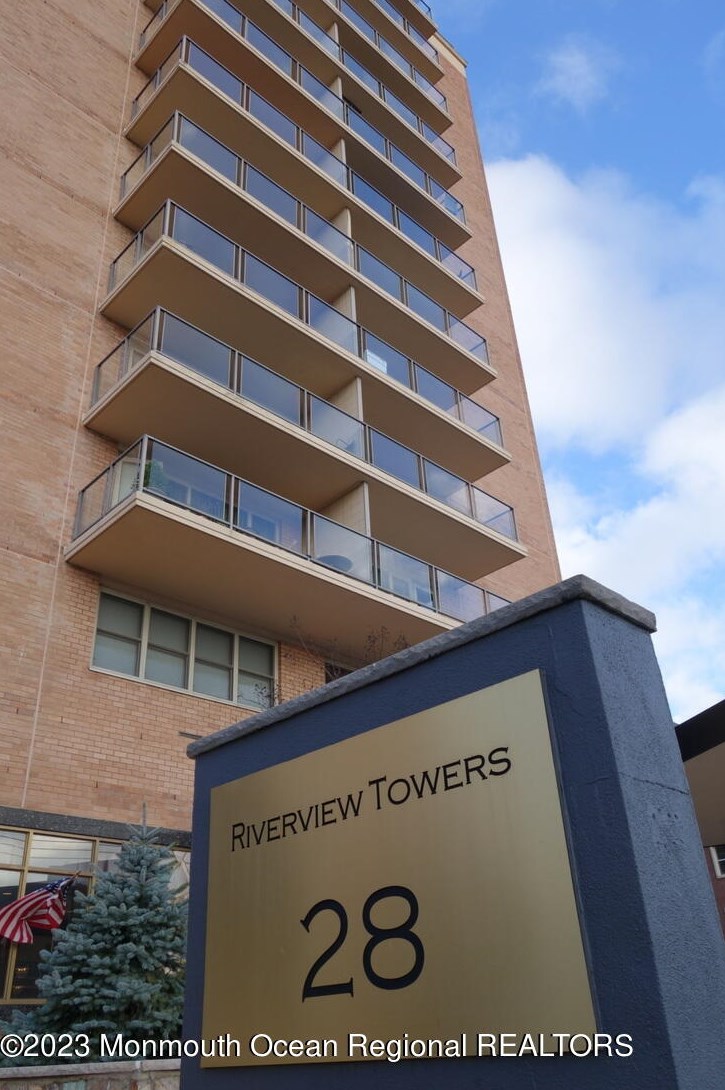 28 Riverside Ave #9k, Tinton Falls, NJ 07701