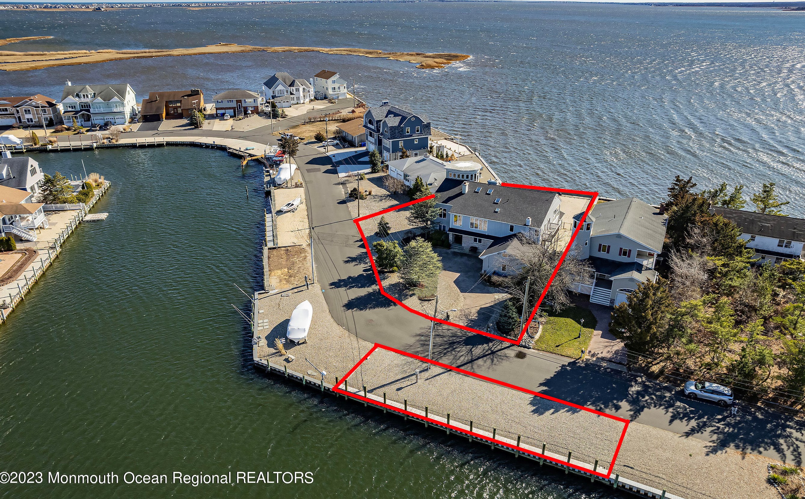 241 Cedar Island Dr, Bricktown, NJ 08723