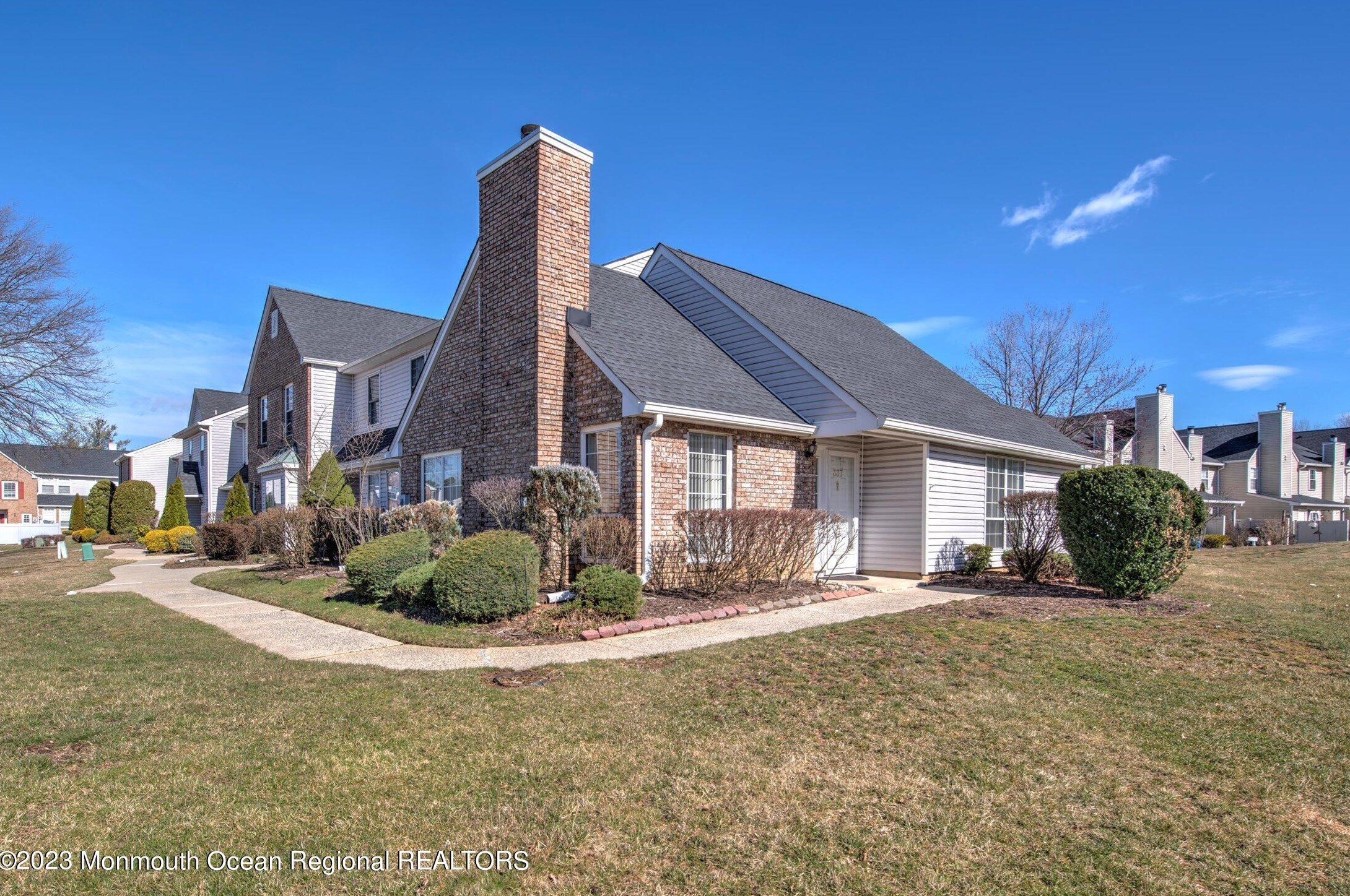 337 Devon Pl, Morganville, NJ 07751