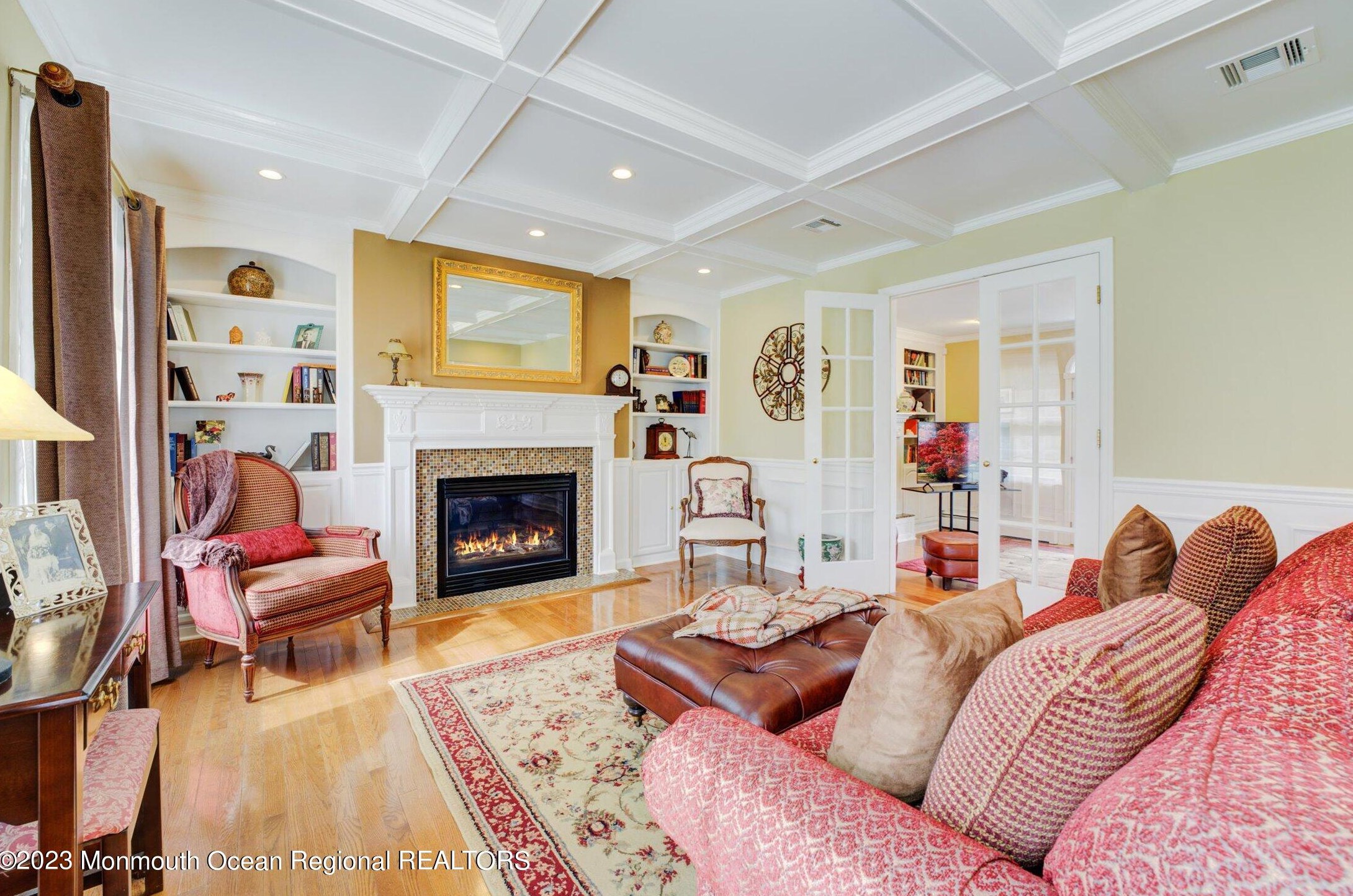 891 Church Ln, Middletown, NJ 07748