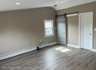 154 8th St #b, Belford, NJ 07718