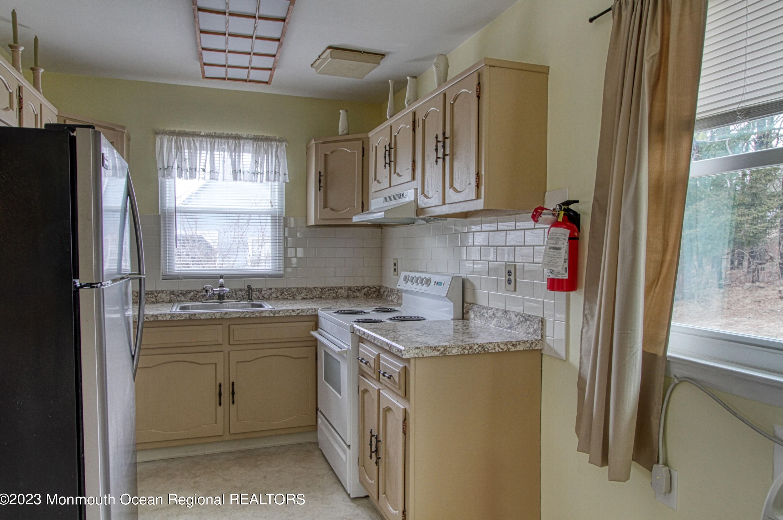 22 Moccasin Dr #d, Lakehurst, NJ 08759