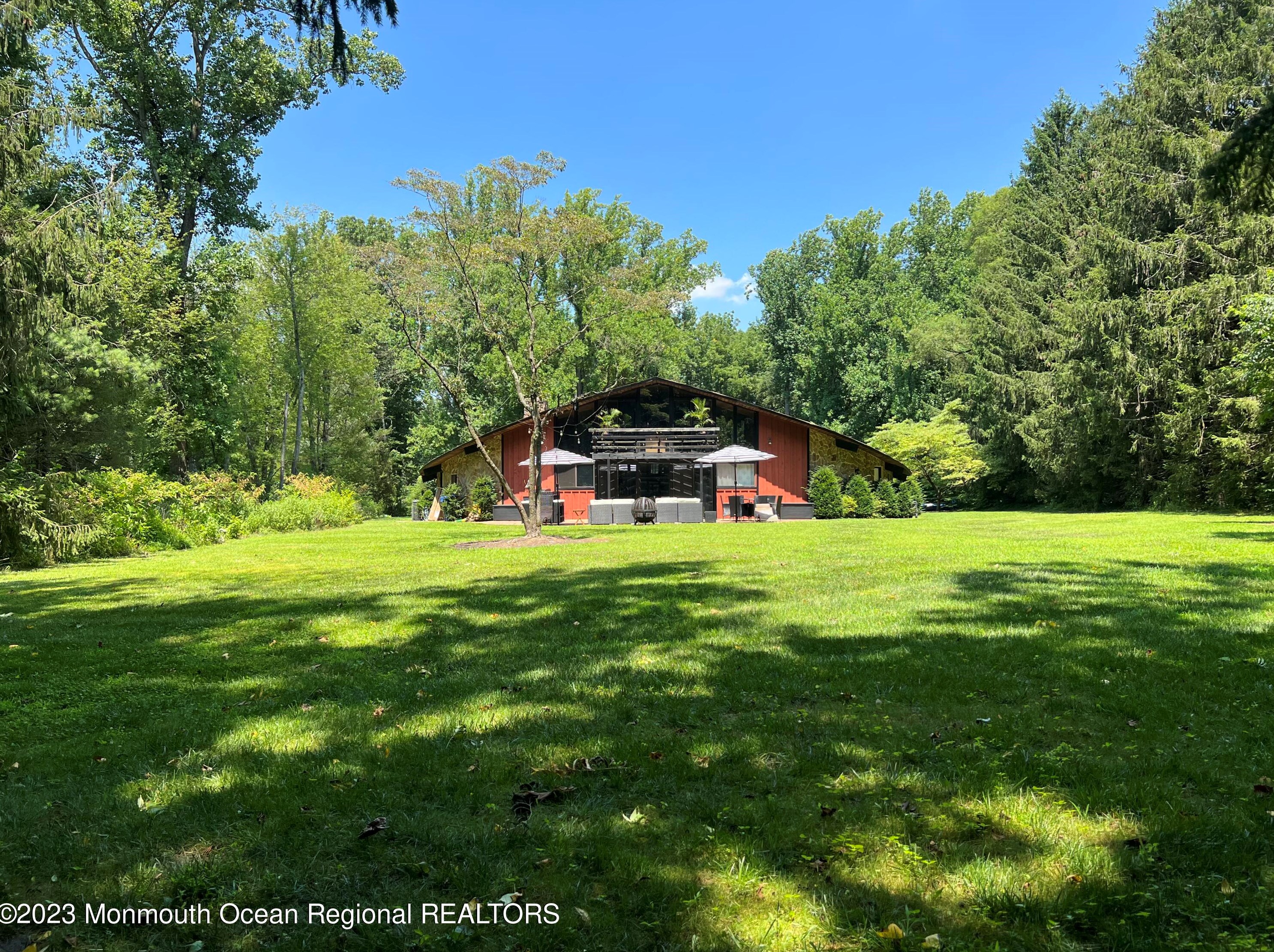 58 Springhill Rd, West Deptford, NJ 08051