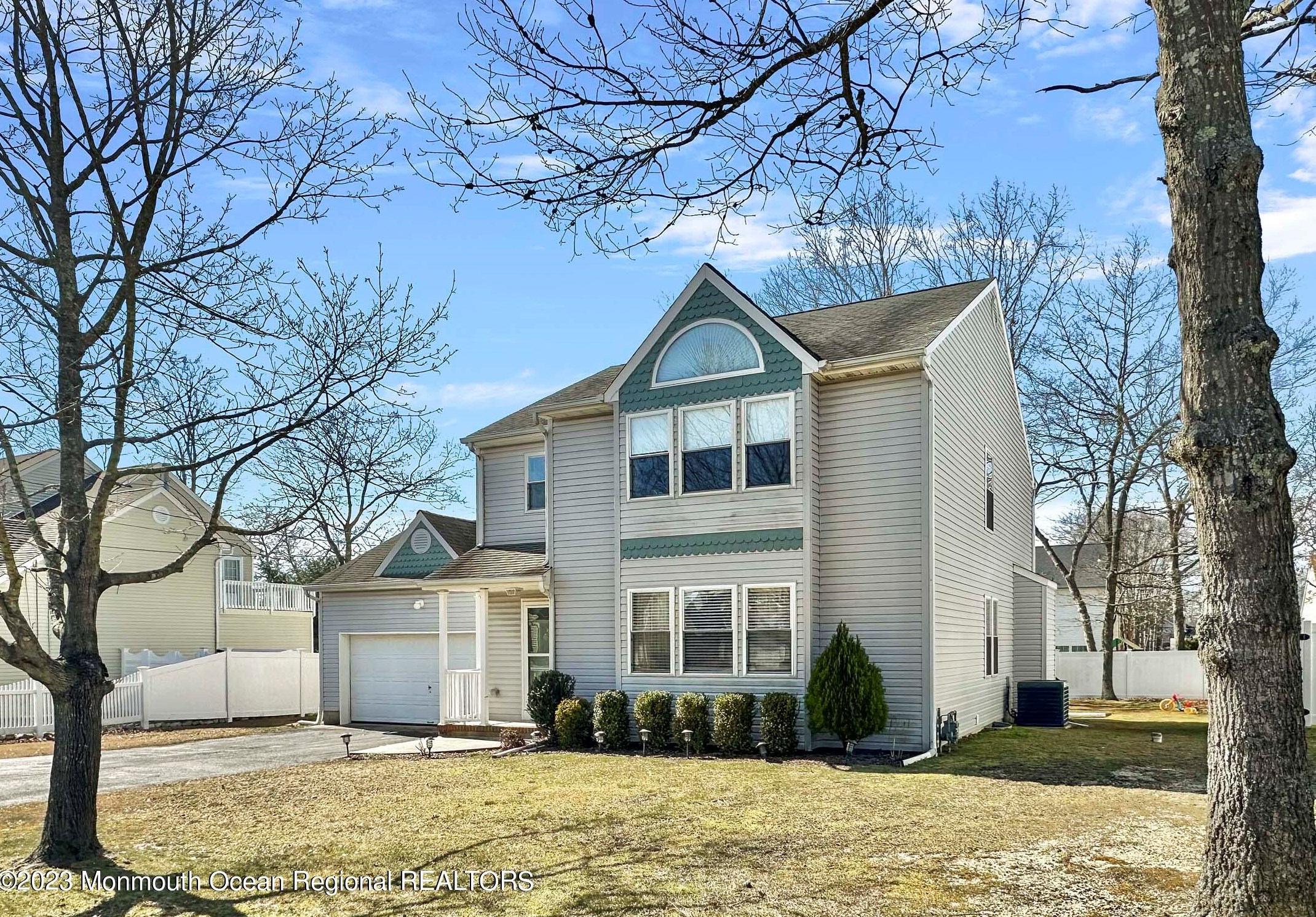 252 Middie Ln, Stafford Township, NJ 08050