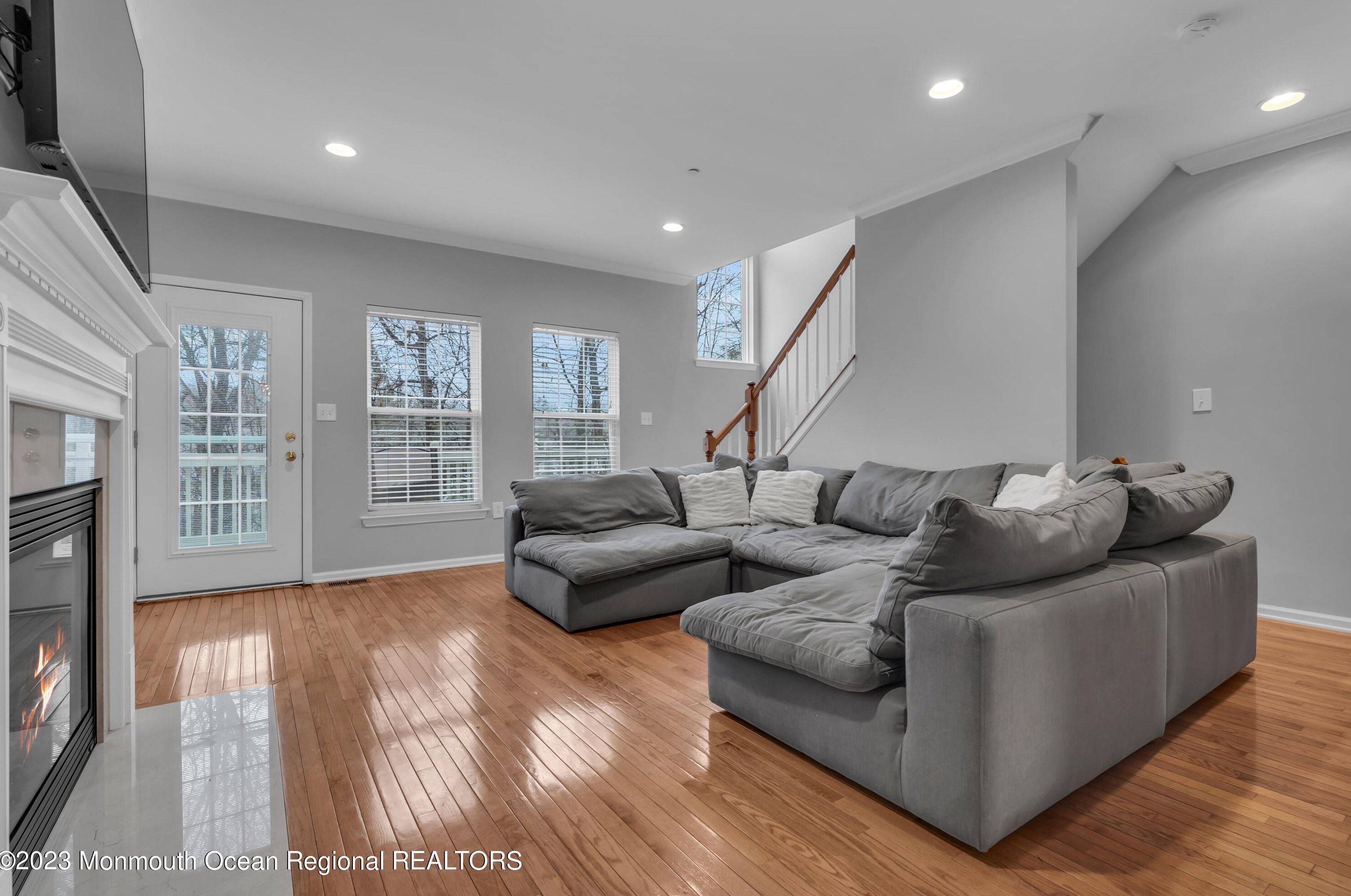 26 Aspen Way, Matawan NJ  07747-1905 exterior