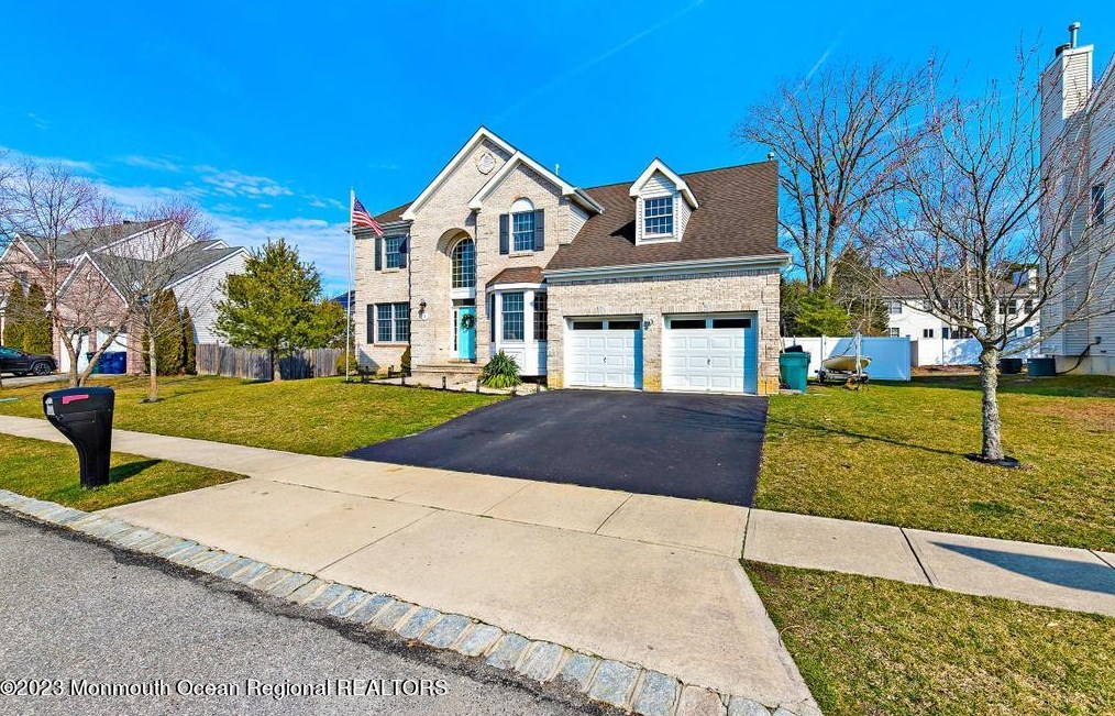 17 Harvest Way, Tuckerton, NJ 08087-4043