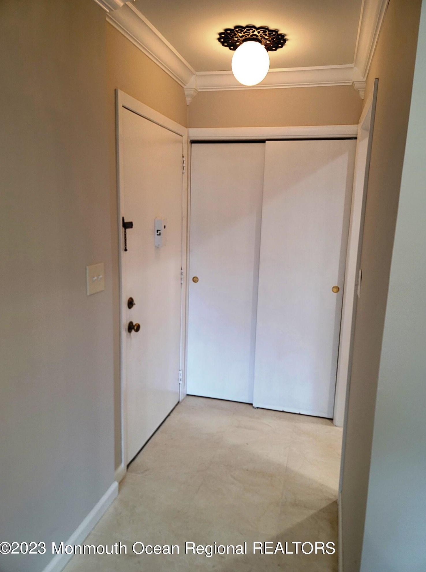 53 Amberly Dr #g, Millstone Township, NJ