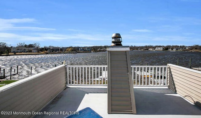 34 Warren St, Locust, NJ 07760