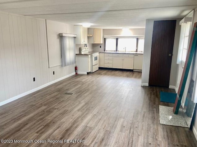 58 Douglas Dr, Jackson Twp, NJ 08527