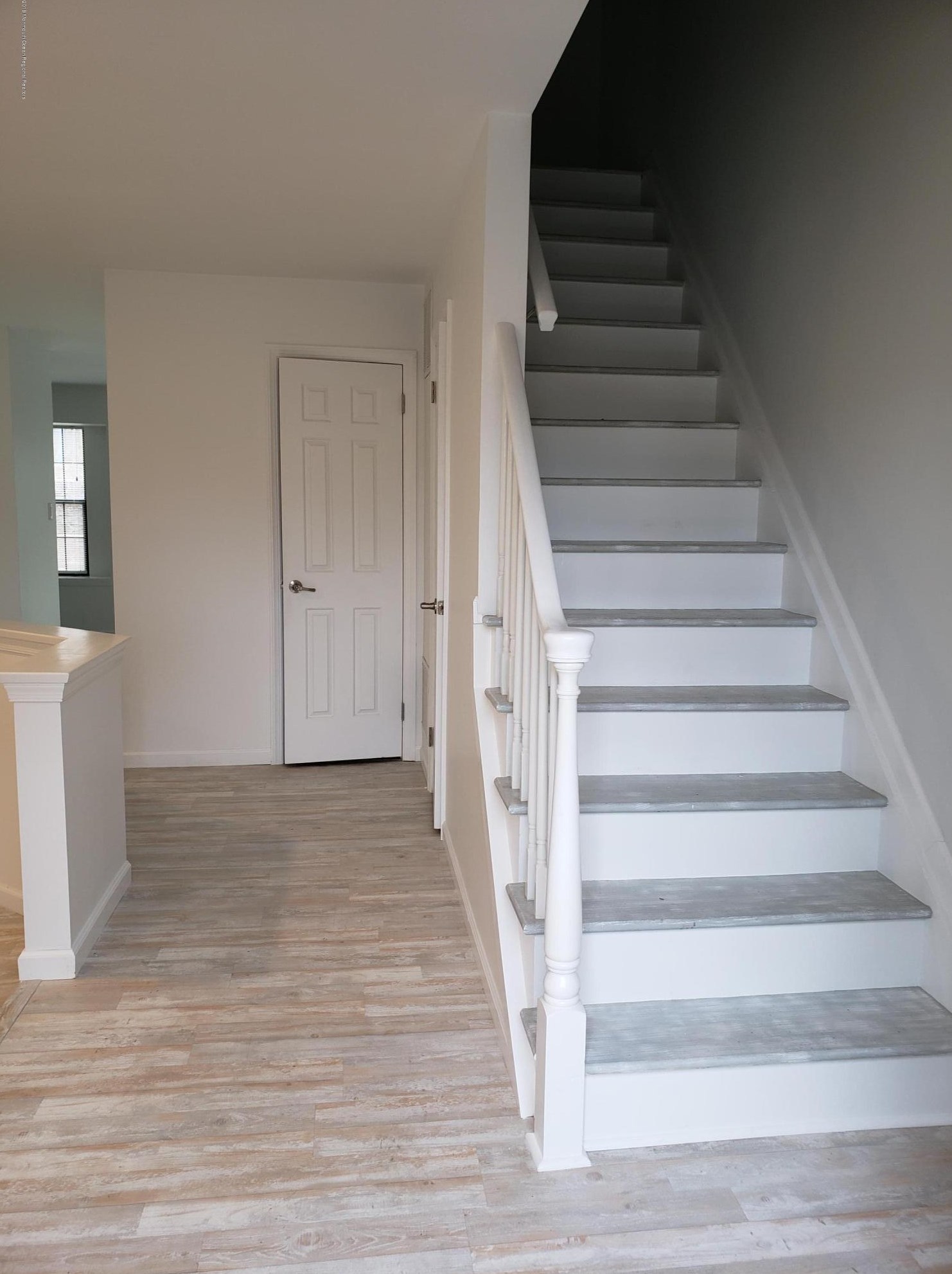 35 Winchester Ct, Matawan NJ  07747-1855 exterior
