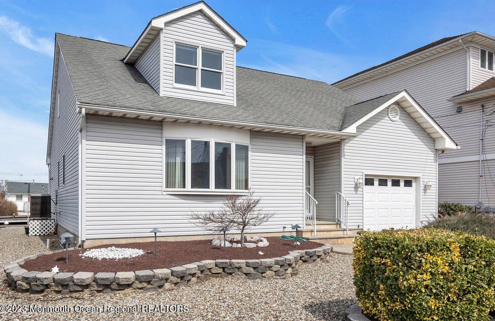 3466 Lisbon Ave, Toms River, NJ 08753-4875