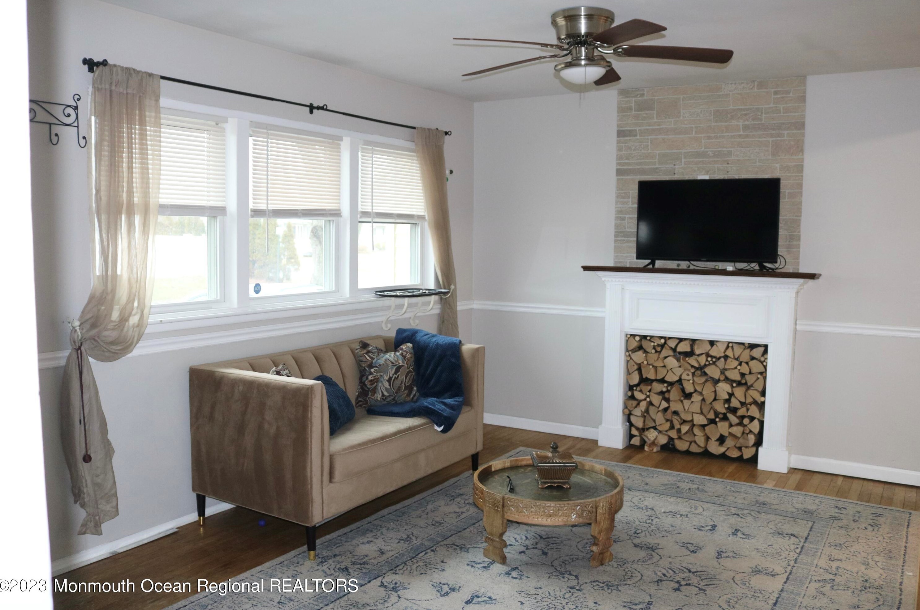 38 Maplewood Dr N, Bricktown, NJ 08723