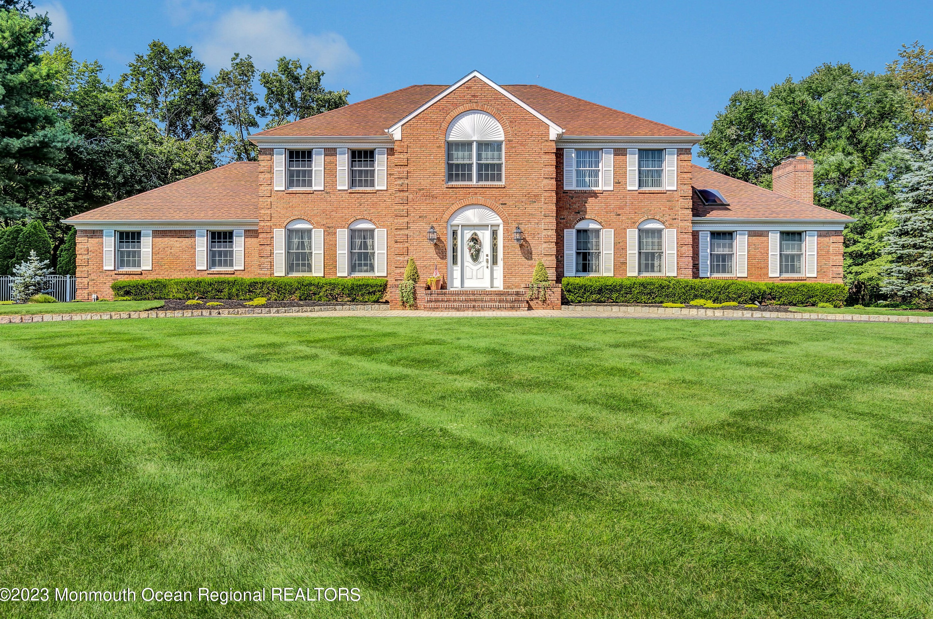 6 Lewis Ct, Millstone Township, NJ 08510-7906