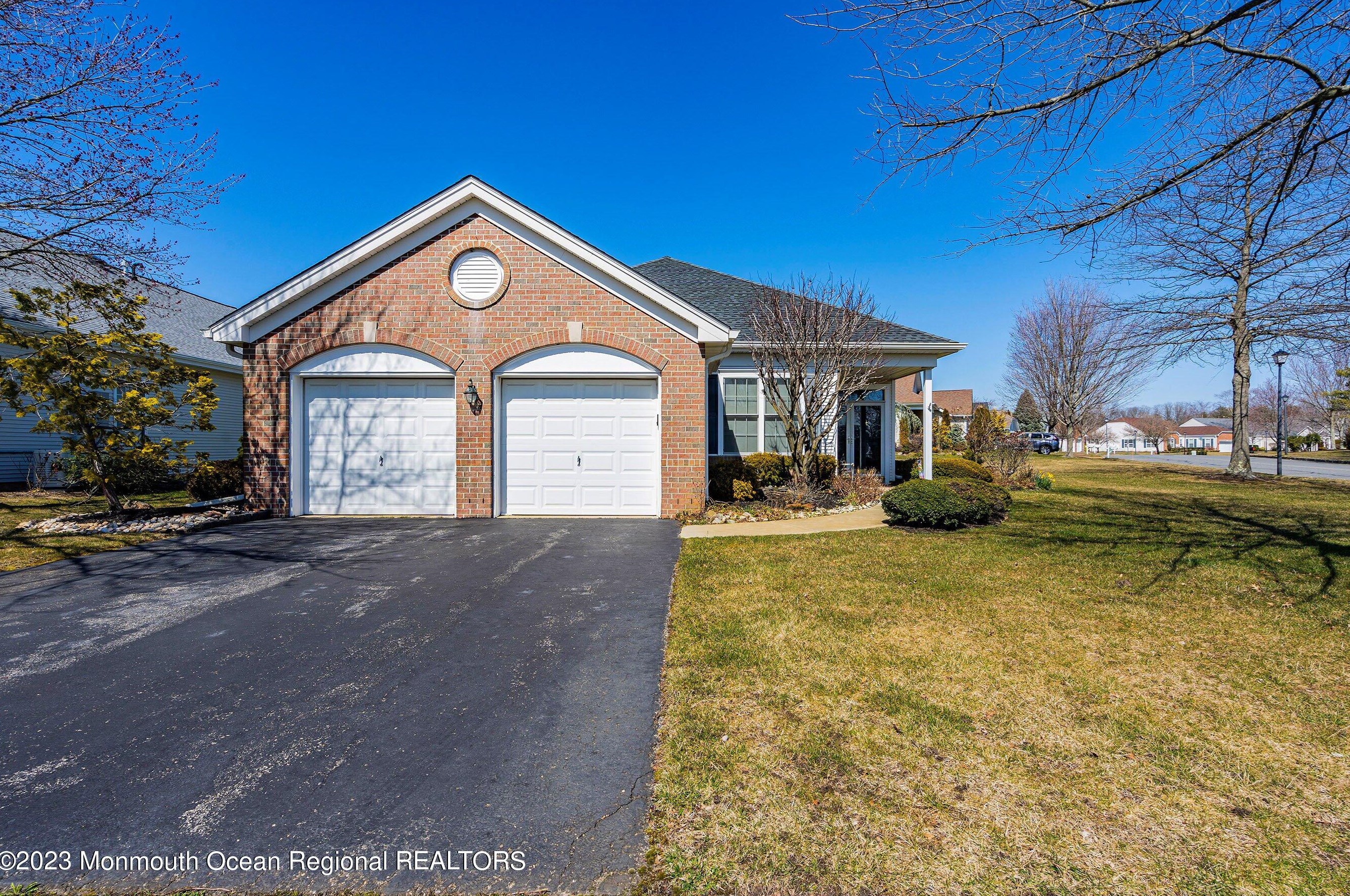 1518 Harvest Ln, Wall Township, NJ 08736-2204