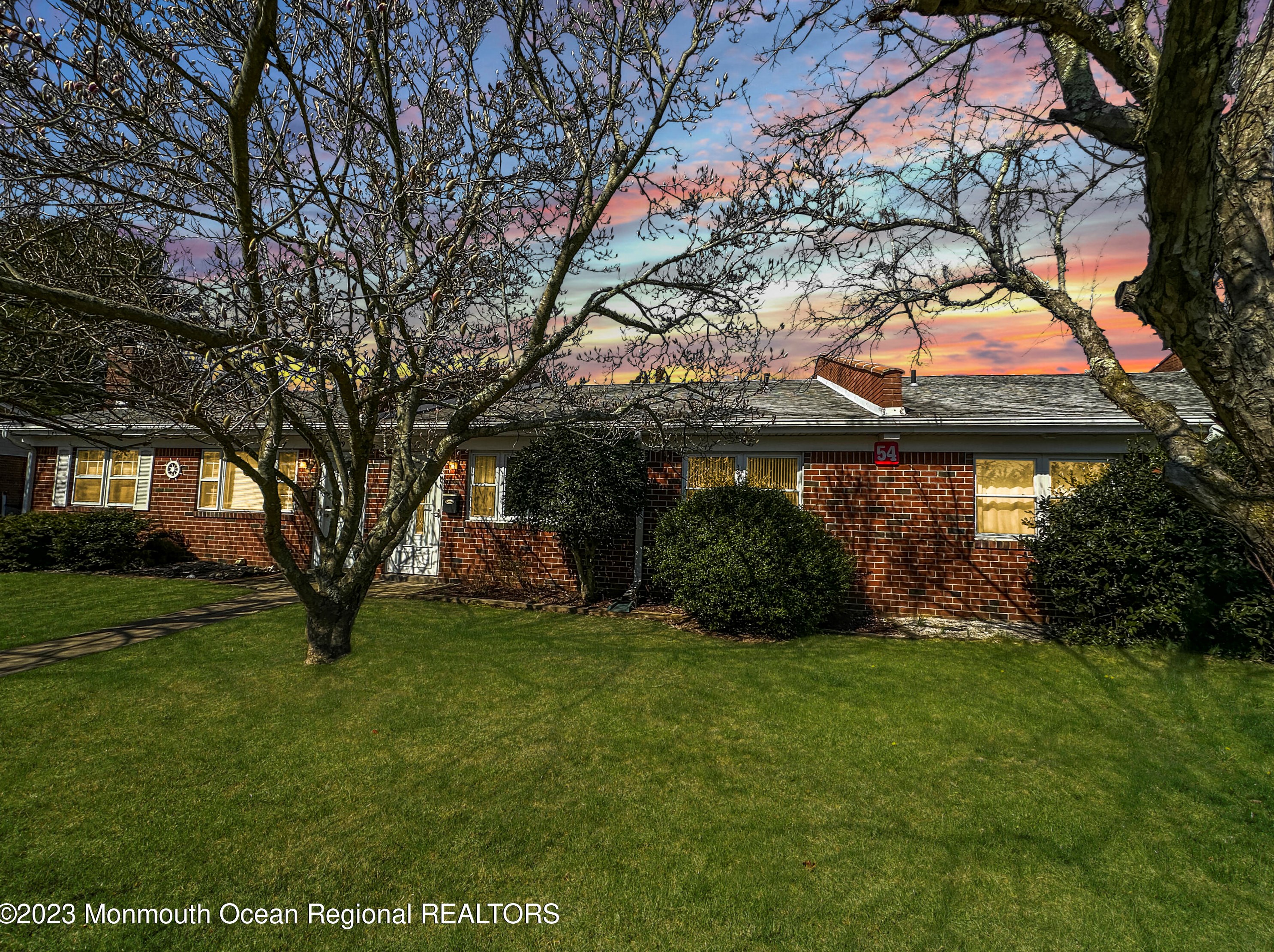 77 Waterfront Dr, Bricktown, NJ 08724