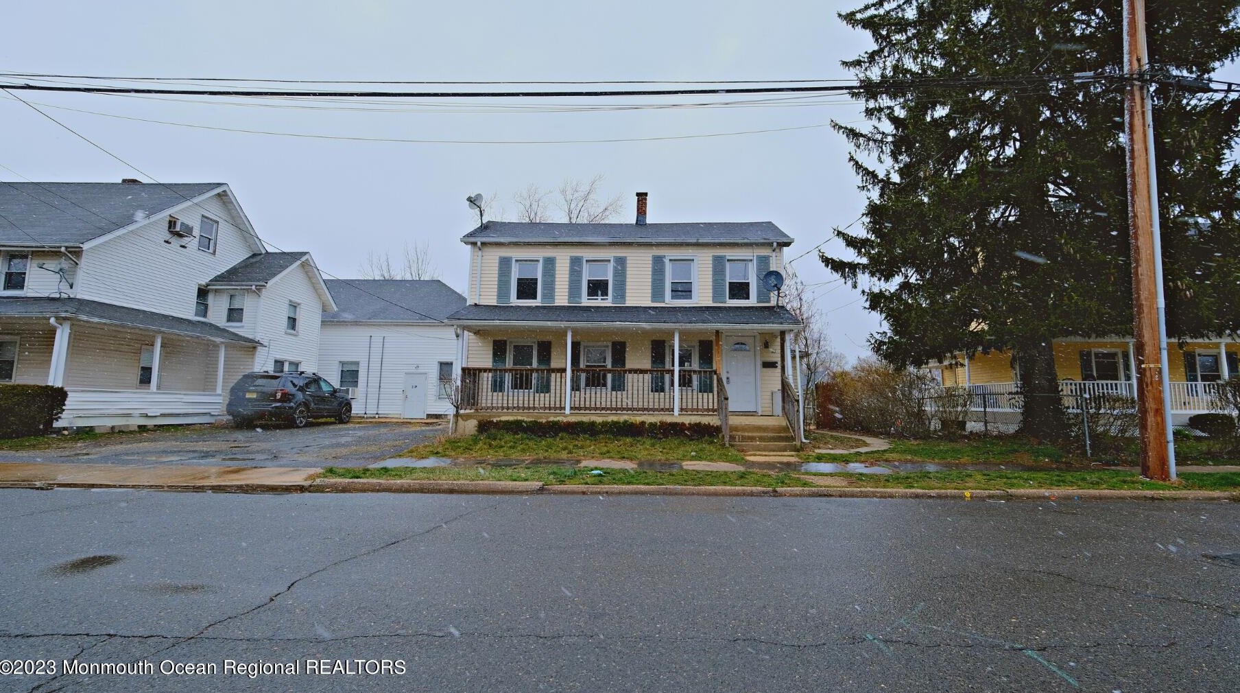 26 Institute St, East Freehold, NJ 07728-2345